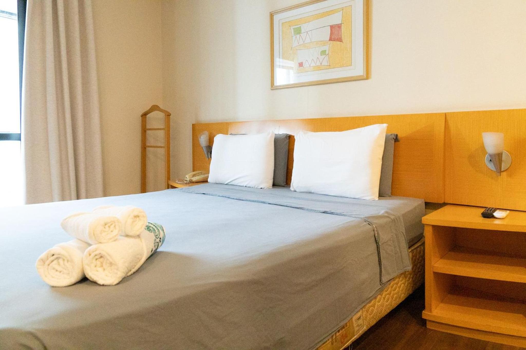 Suite - Photo 11