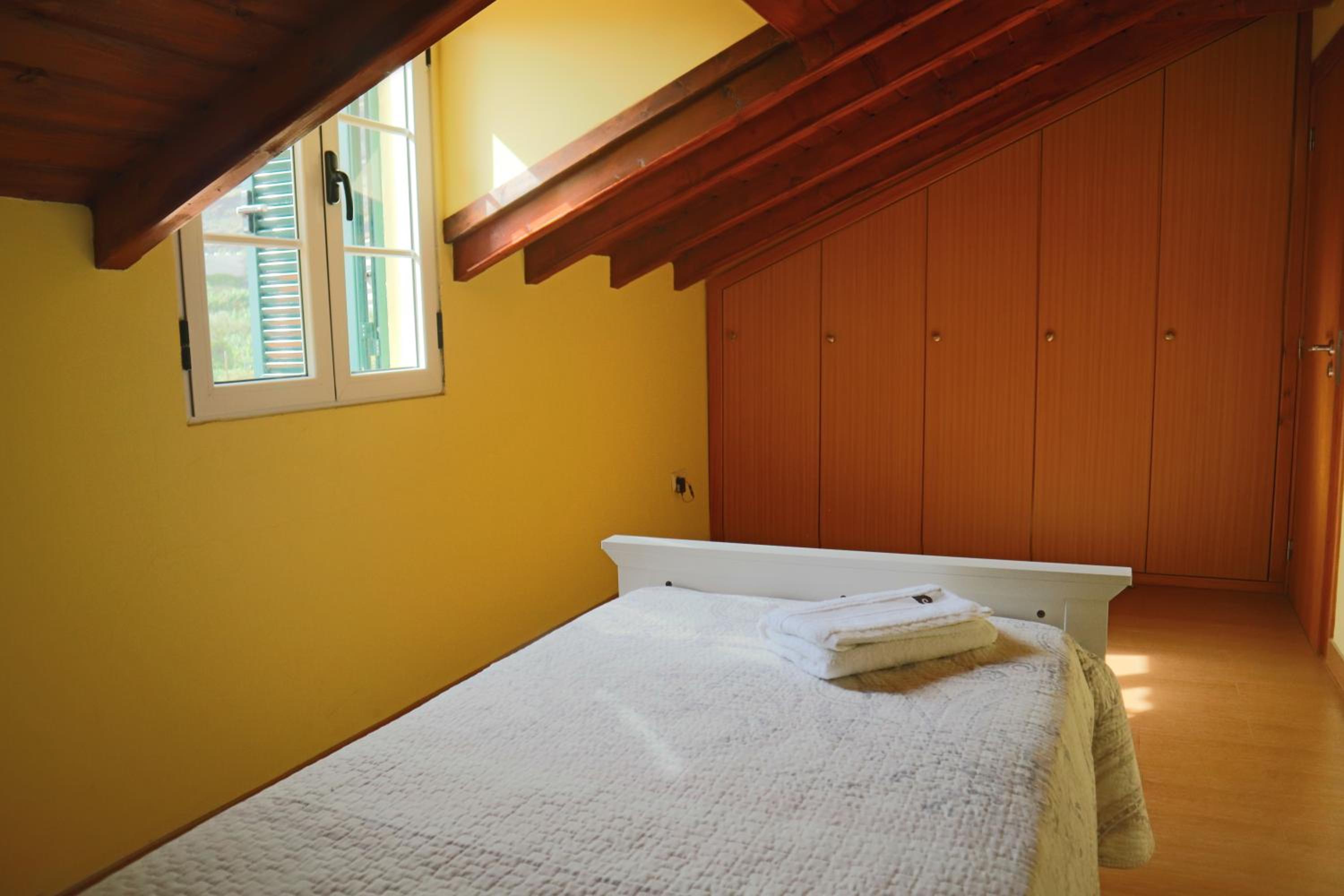 Two-Bedroom House photo 3