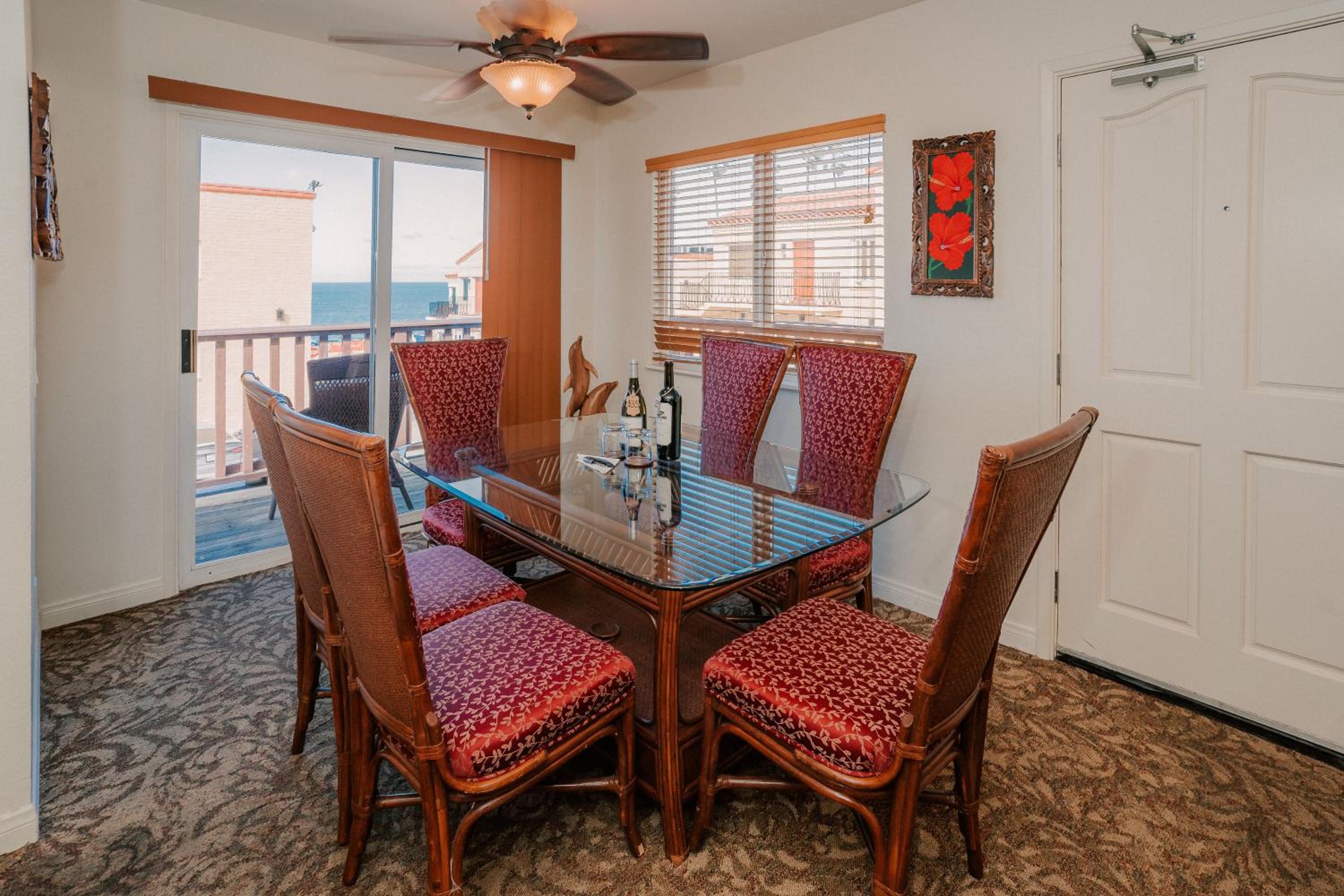 Superior Suite with Sea View - Photo 12