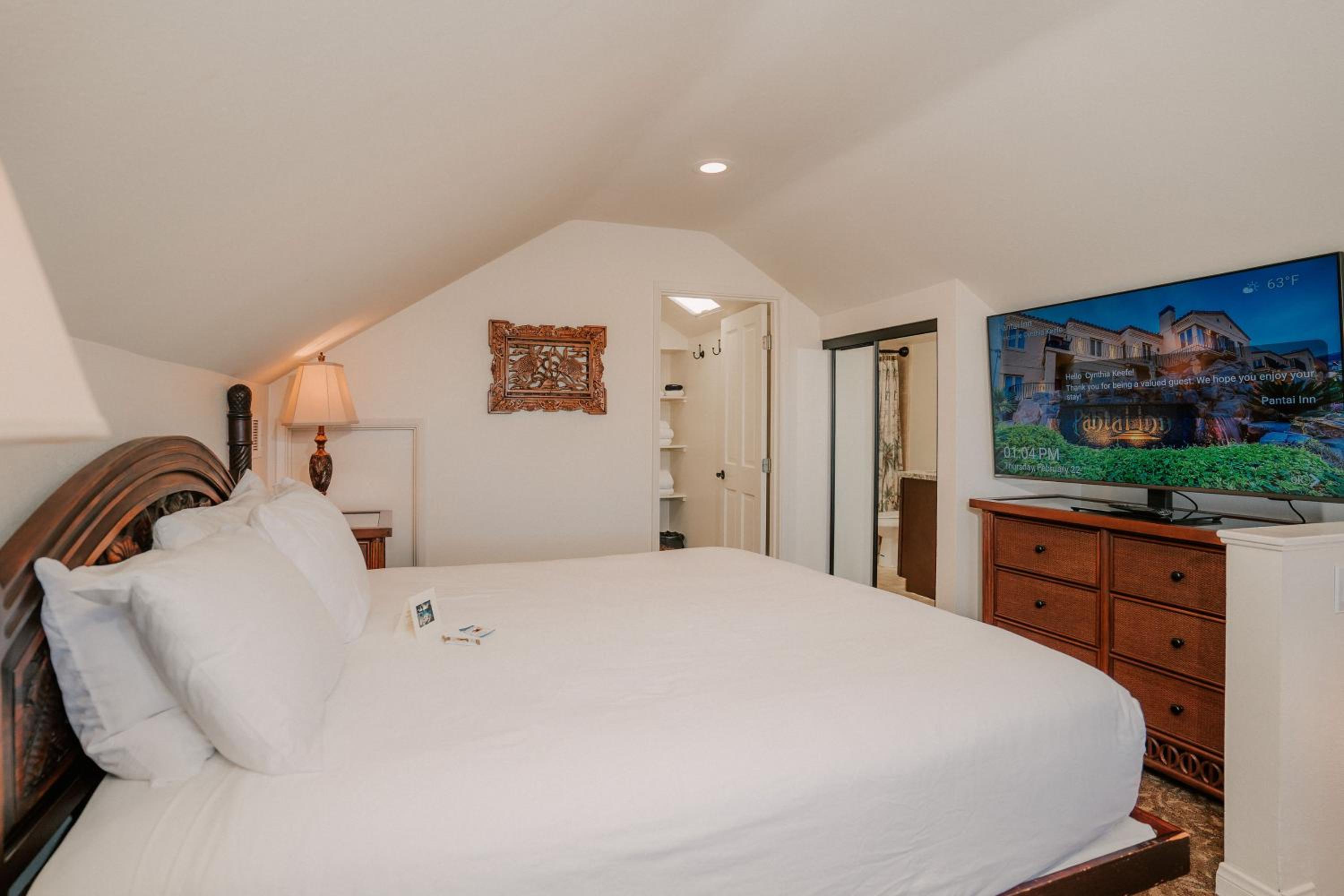 Superior Suite with Sea View - Photo 15