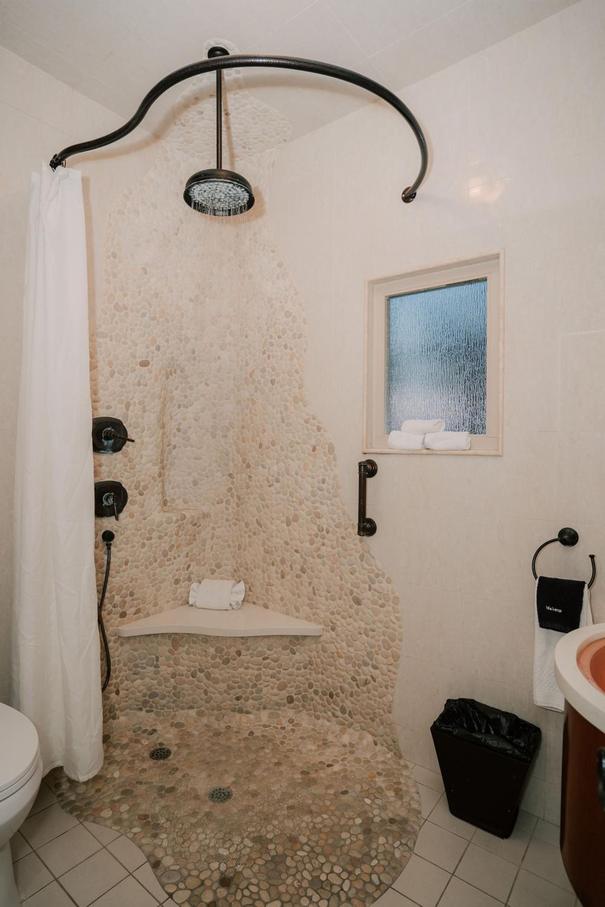 Family Suite - Photo 10