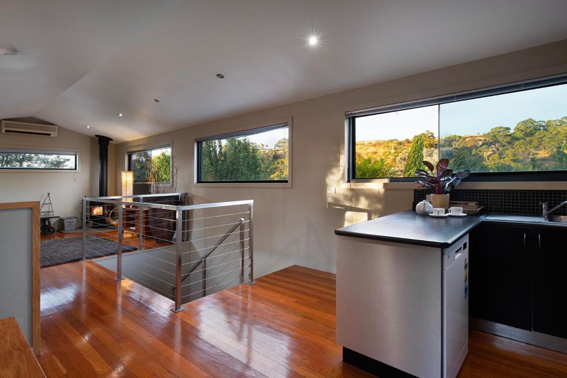 One-Bedroom House photo 1