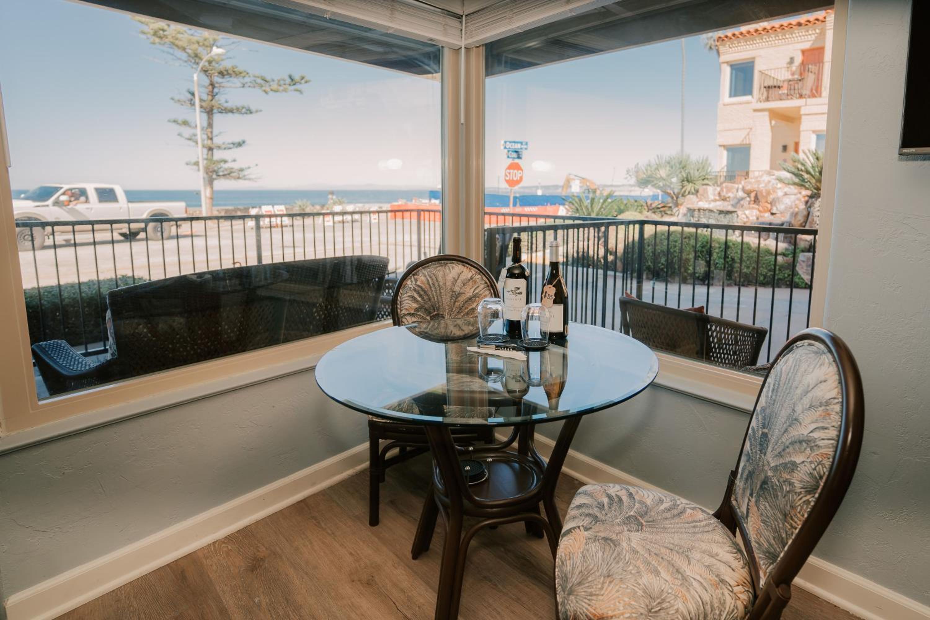 Studio with Ocean View - Photo 10