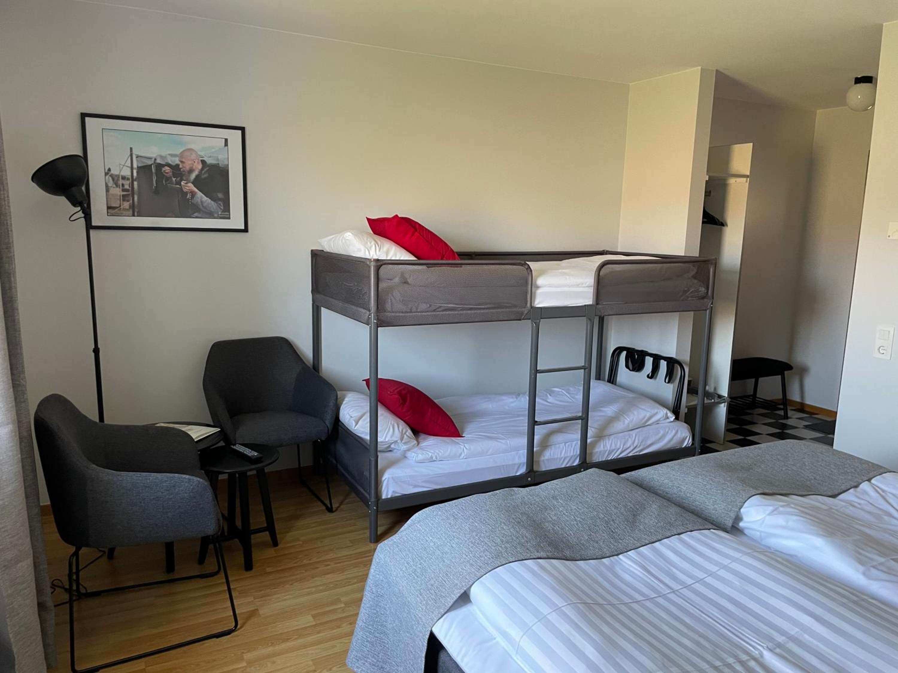 Quadruple Room - Photo 3