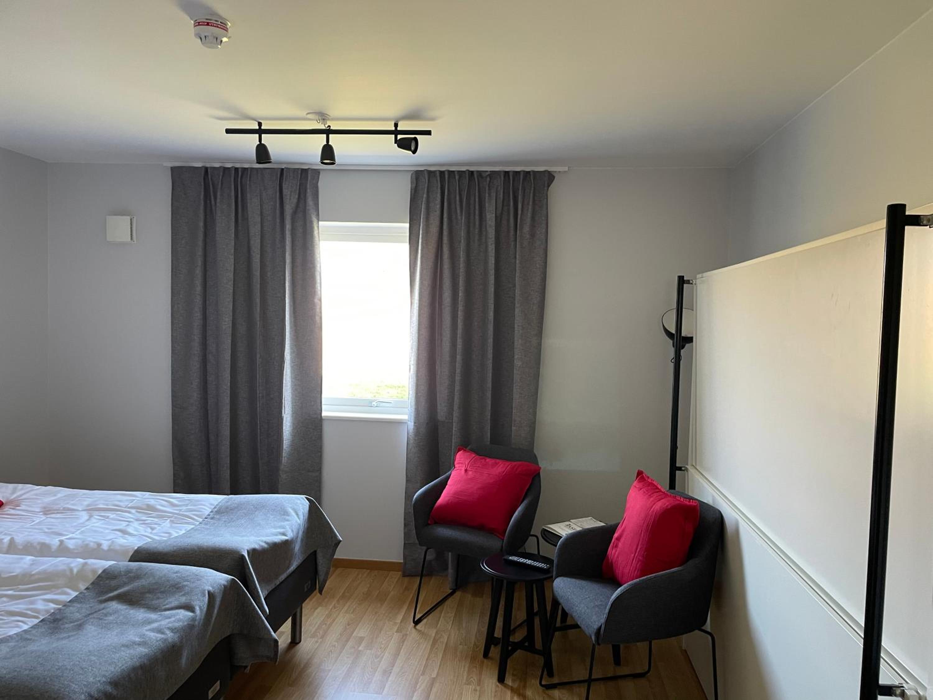 Quadruple Room - Photo 4