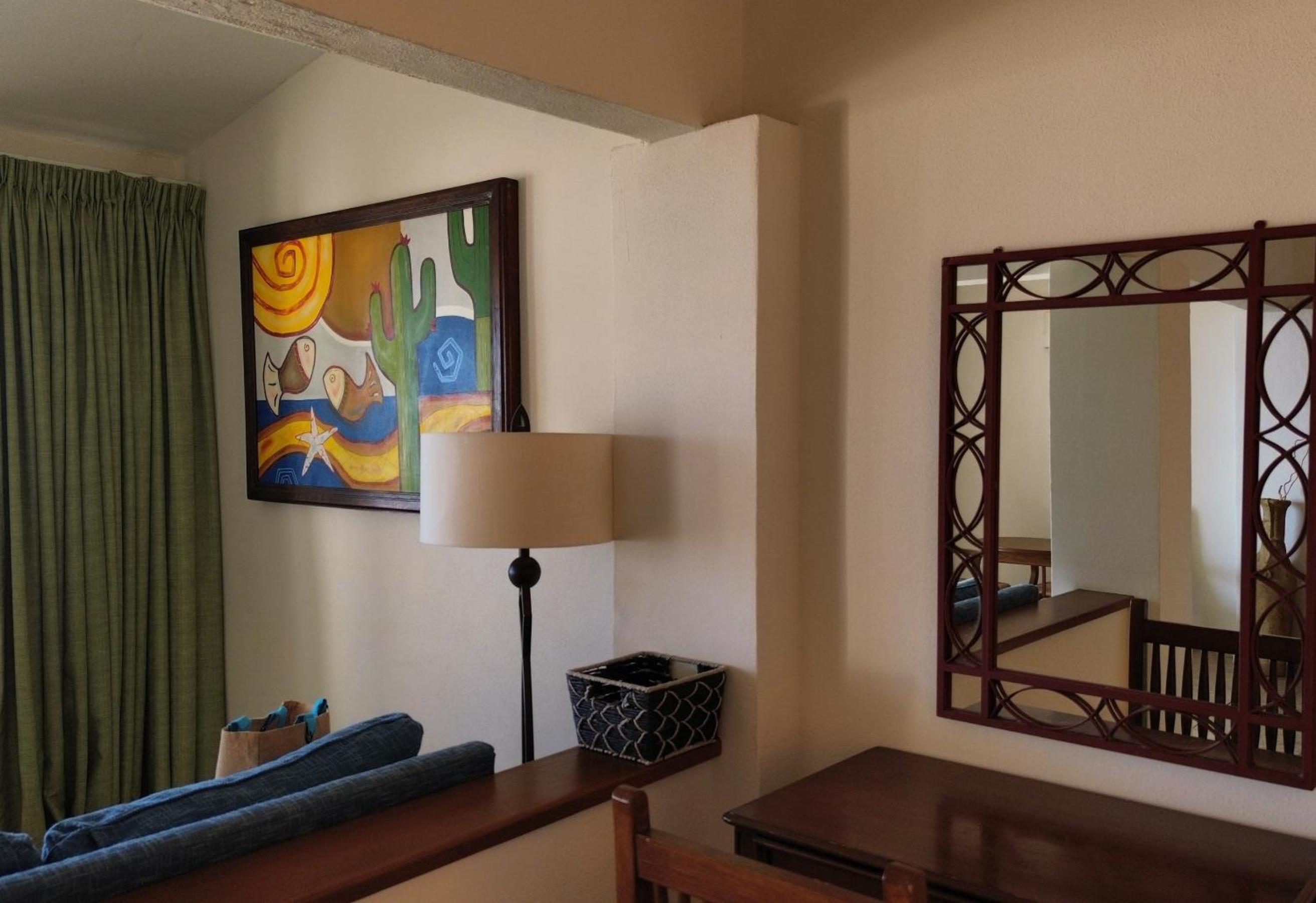 Queen Suite with Sea View - 2 Beds  - Photo 8