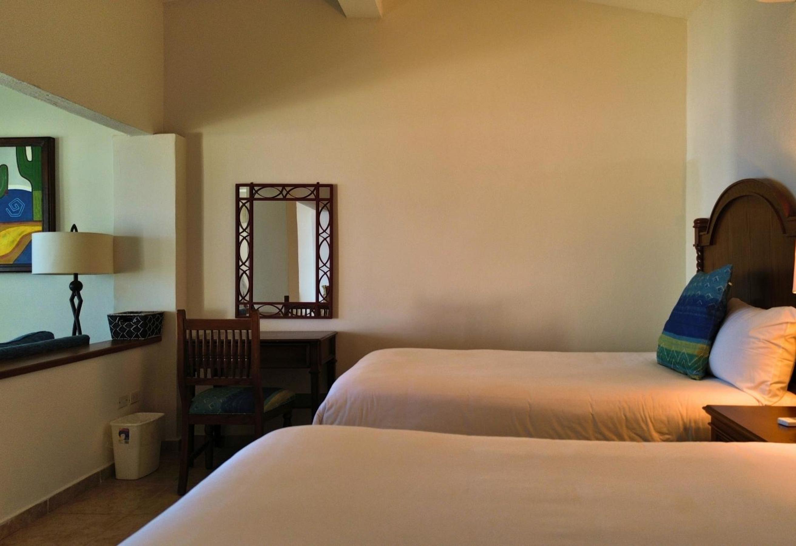 Queen Suite with Sea View - 2 Beds  - Photo 6