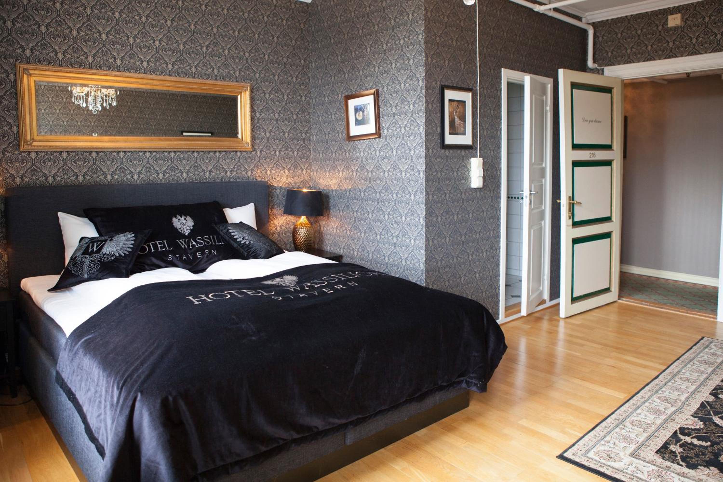 Double Room - Photo 3