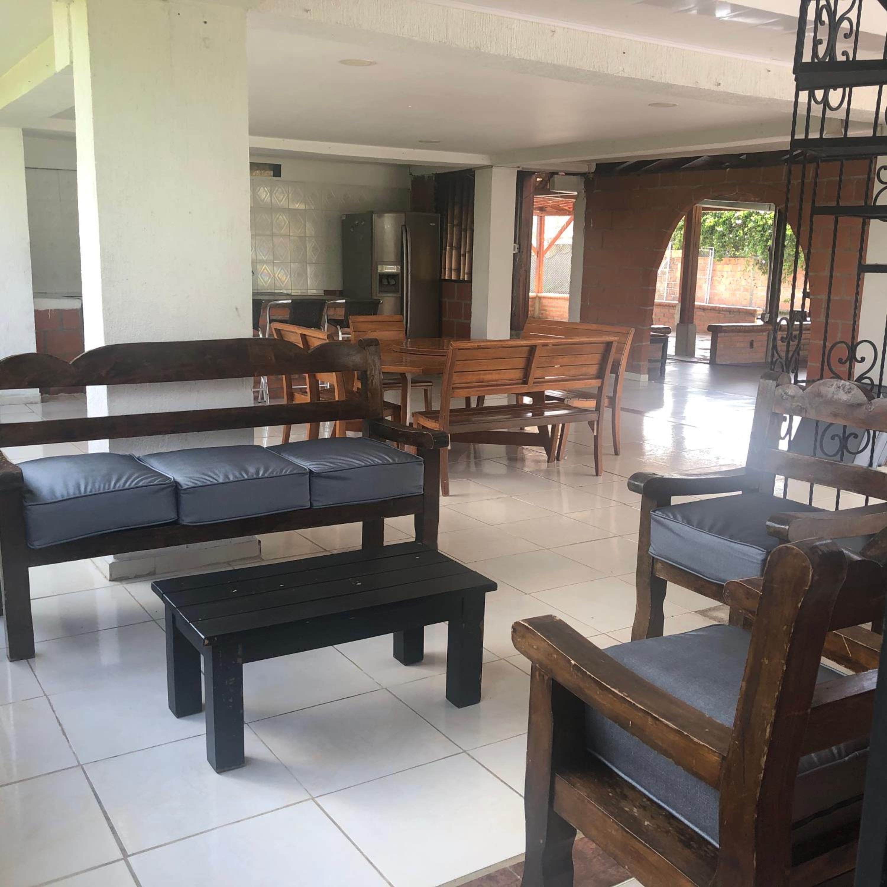 Villa photo 2