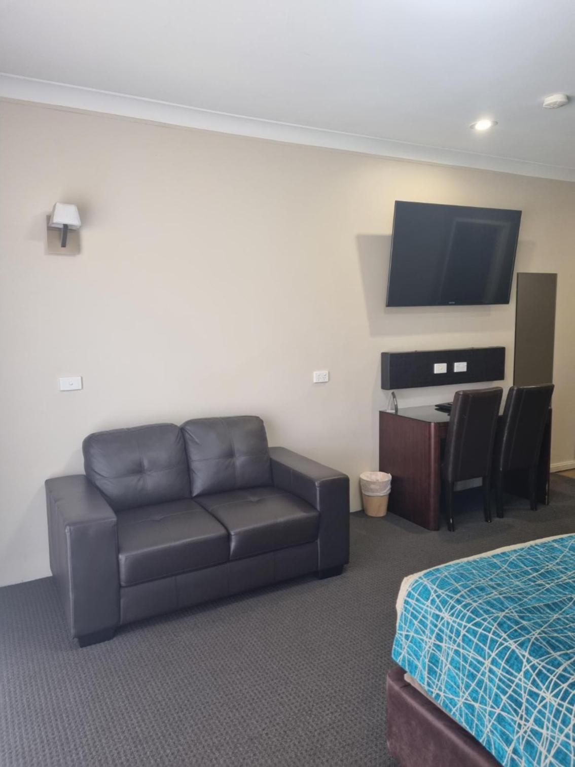 Deluxe Twin Room photo 3