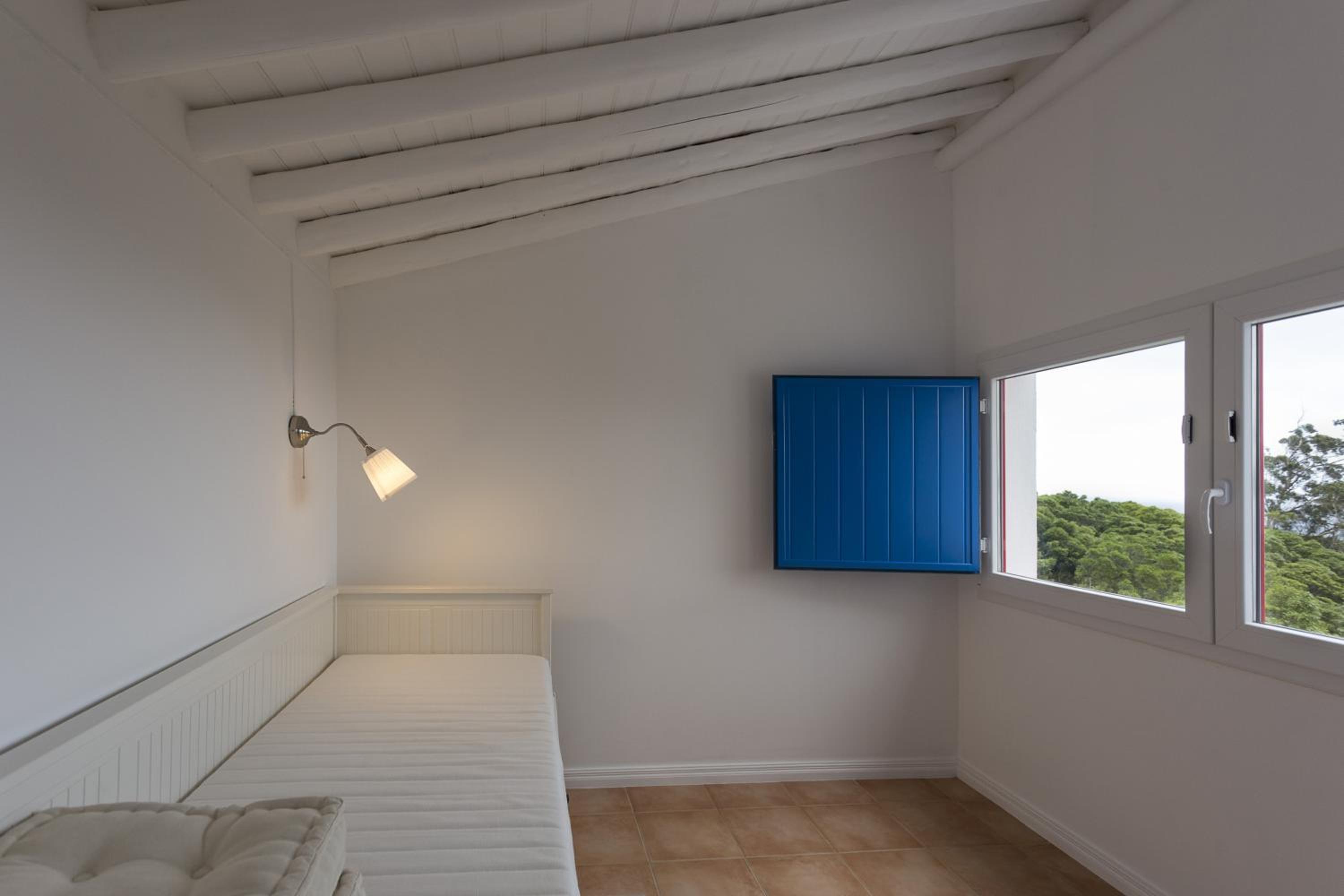 Two-Bedroom House photo 3