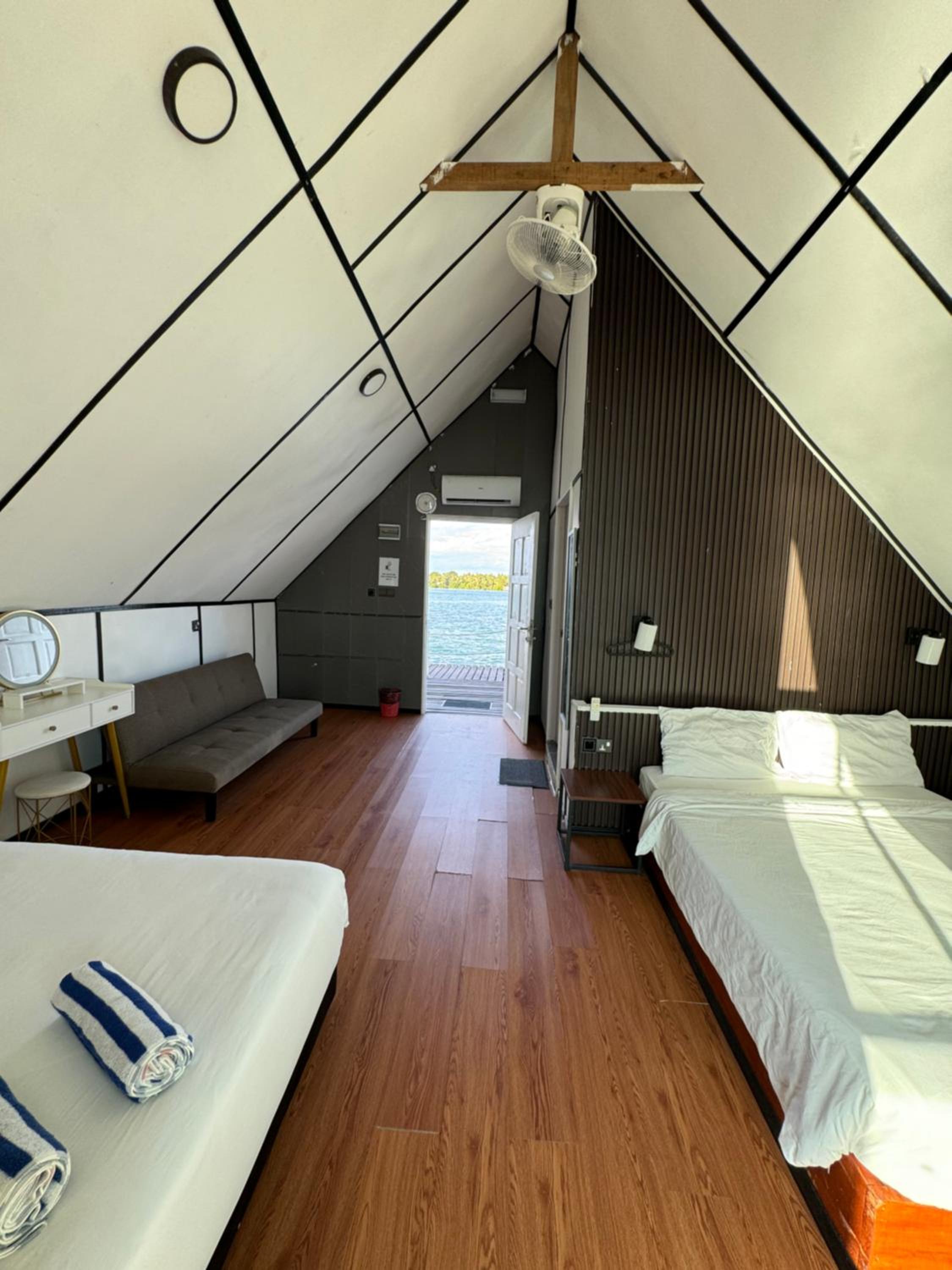 Double Room with Balcony and Sea View
