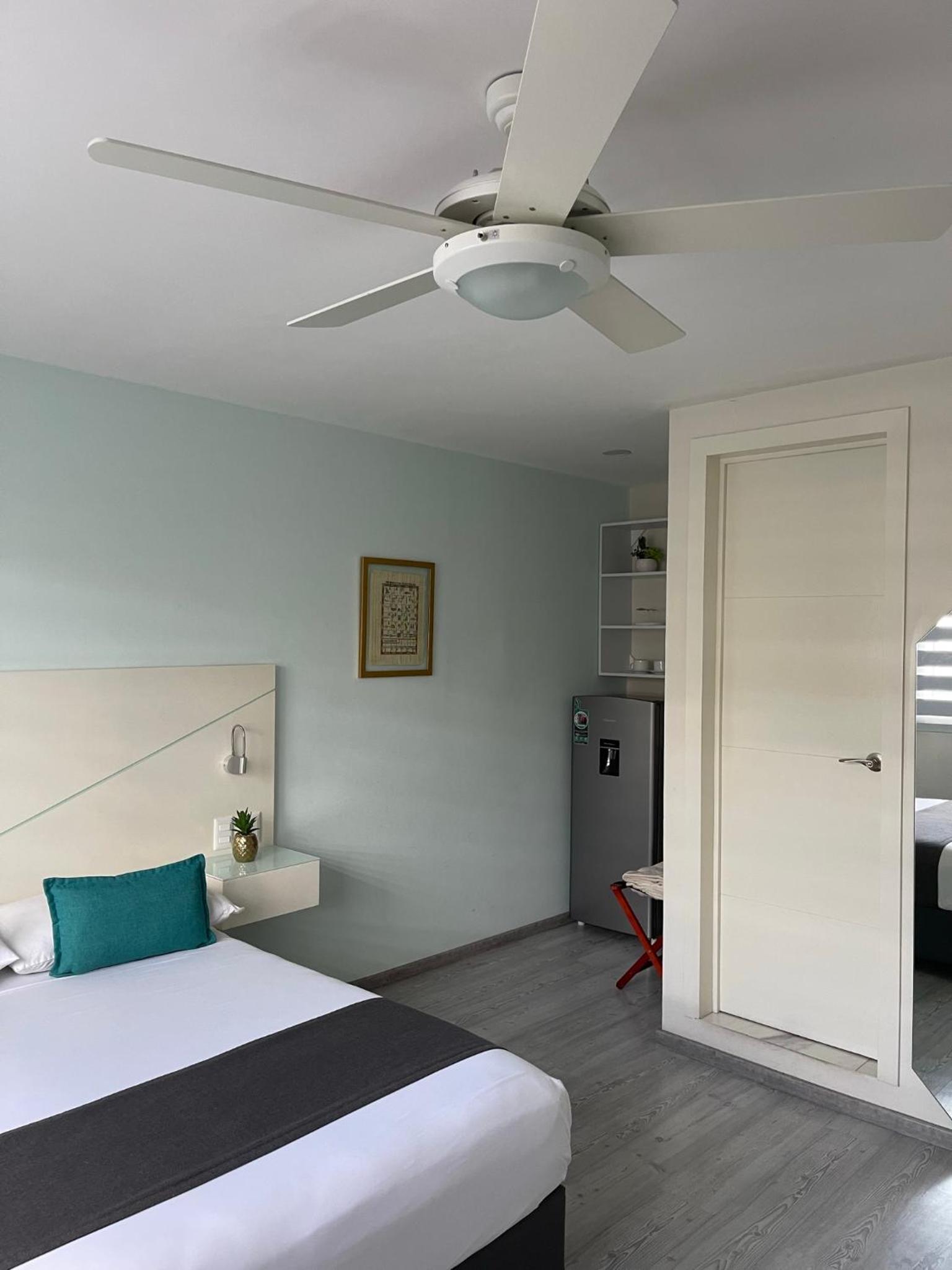Deluxe Double Room - Photo 24