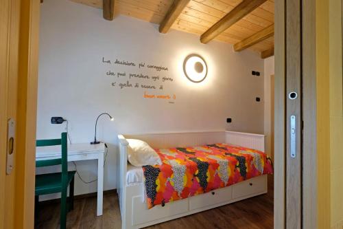 Single Room with Private Bathroom photo 1