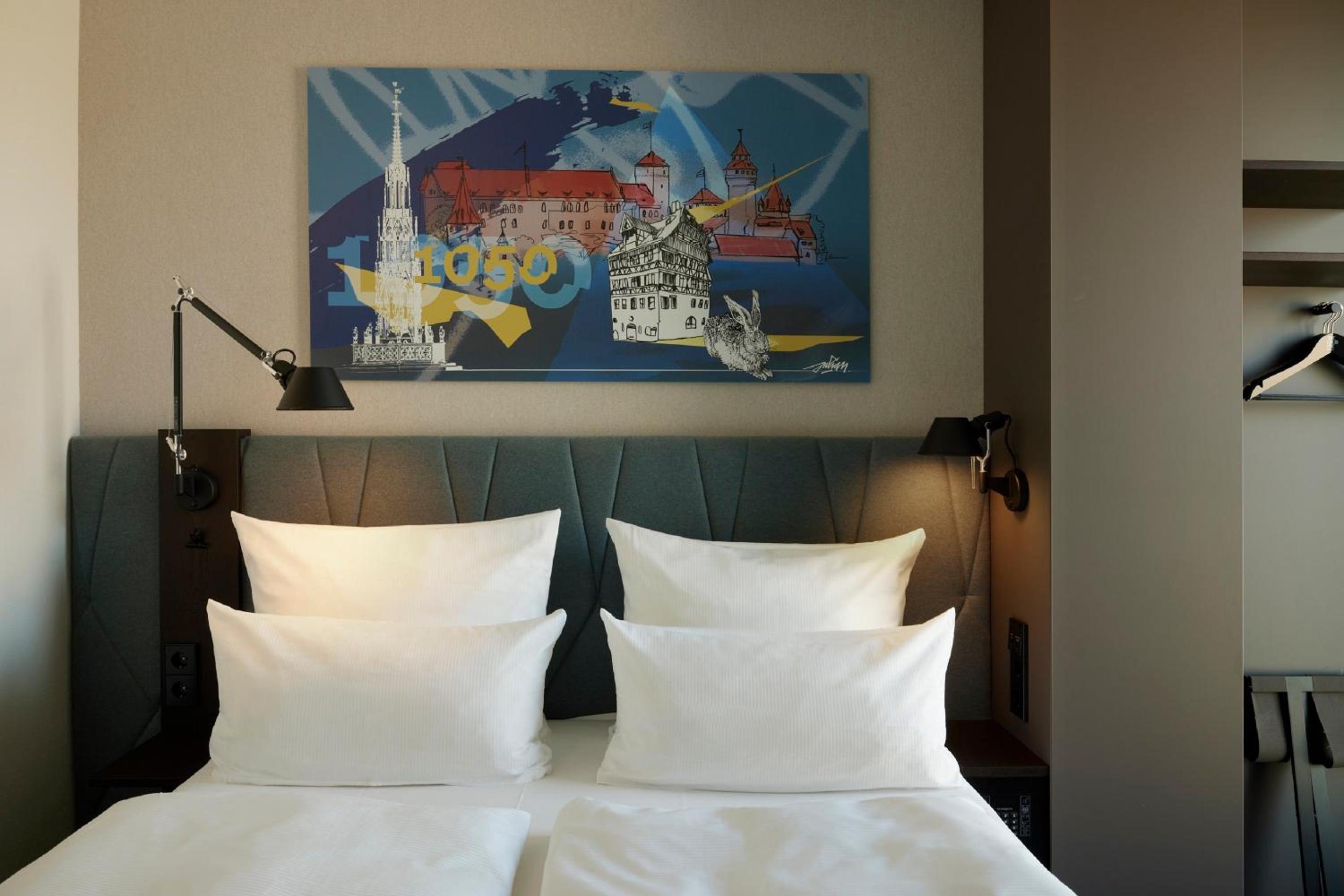 Standard King Room