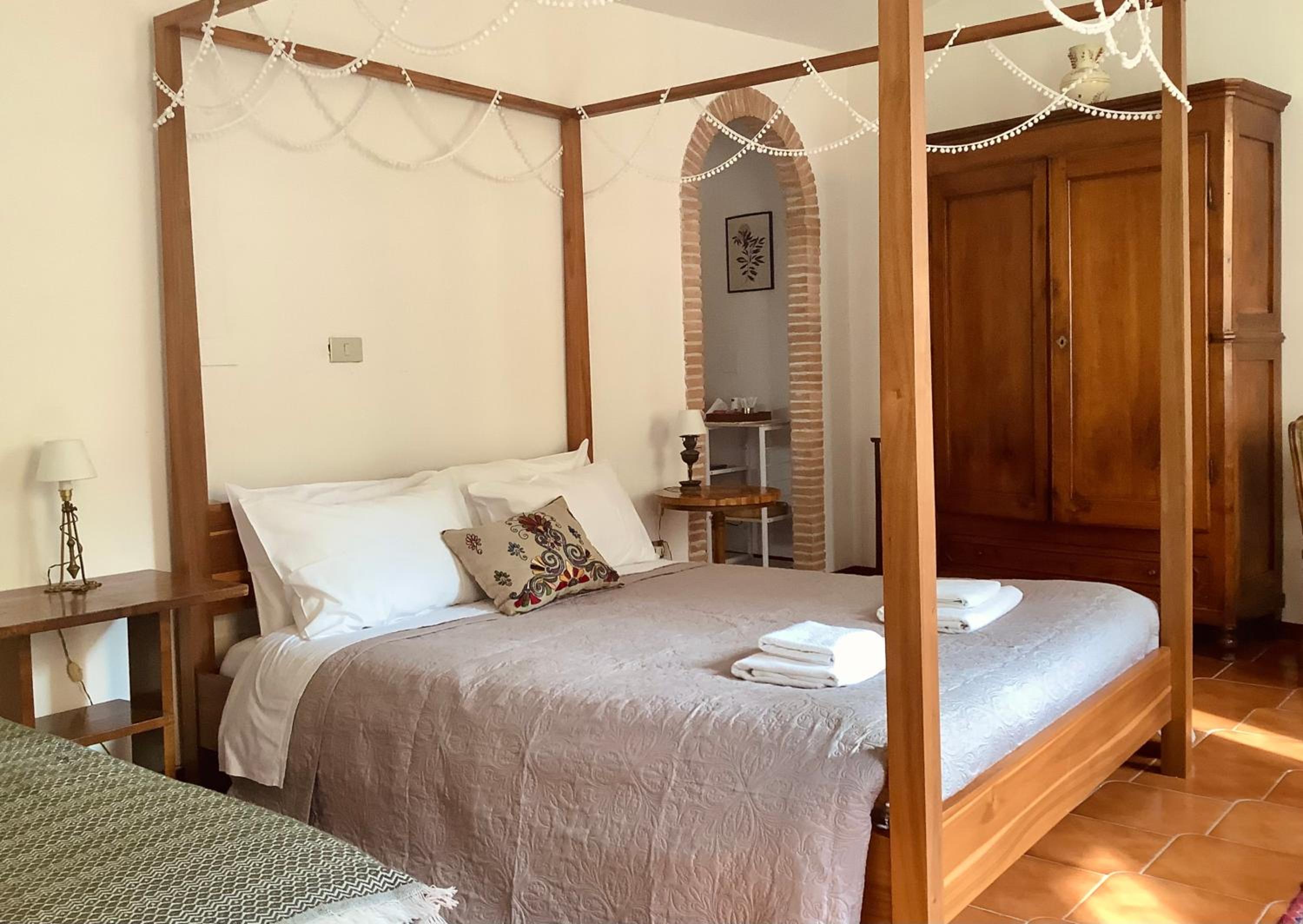 Triple Room with Private Bathroom photo 1