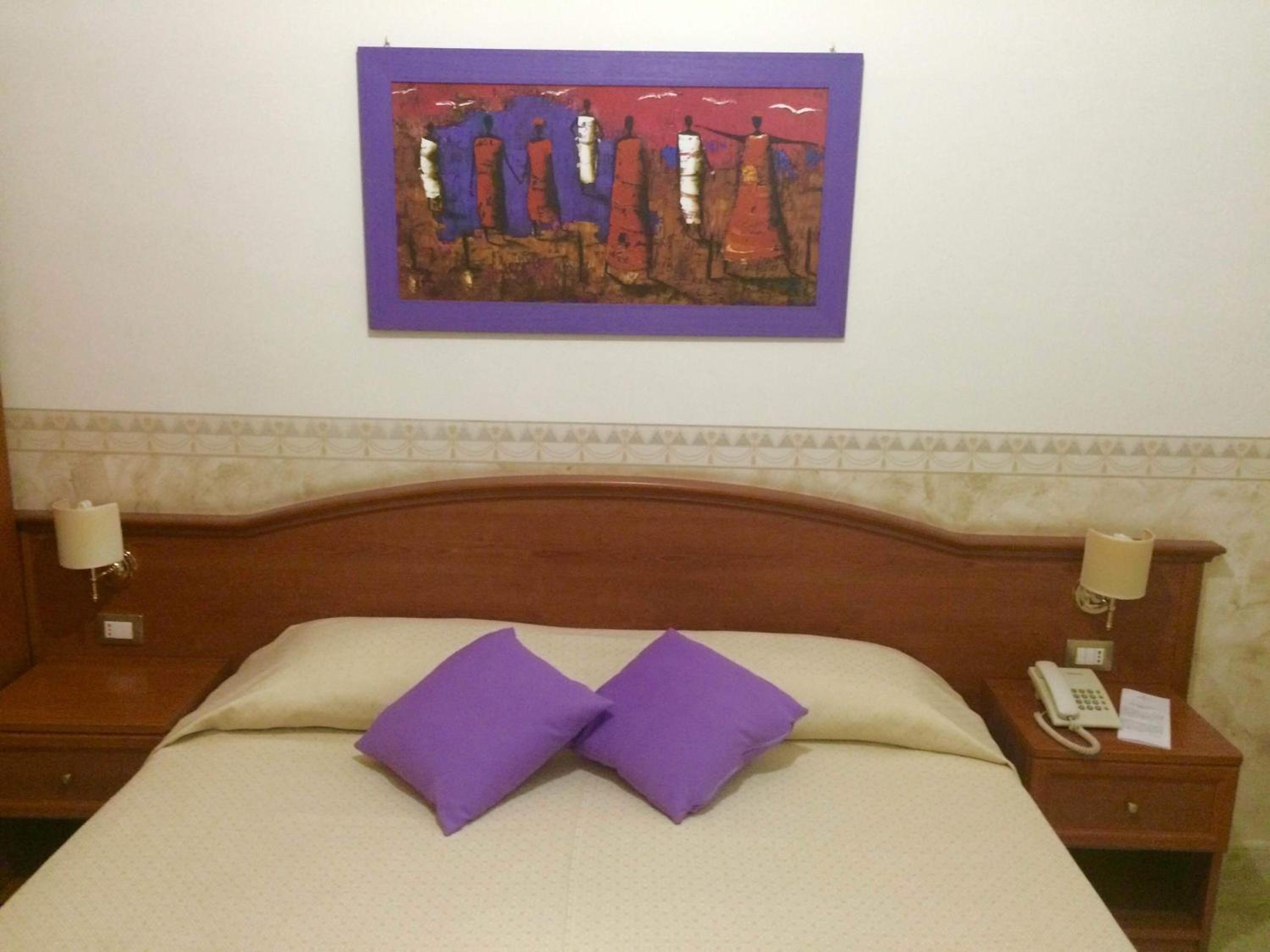 Double Room - Photo 2