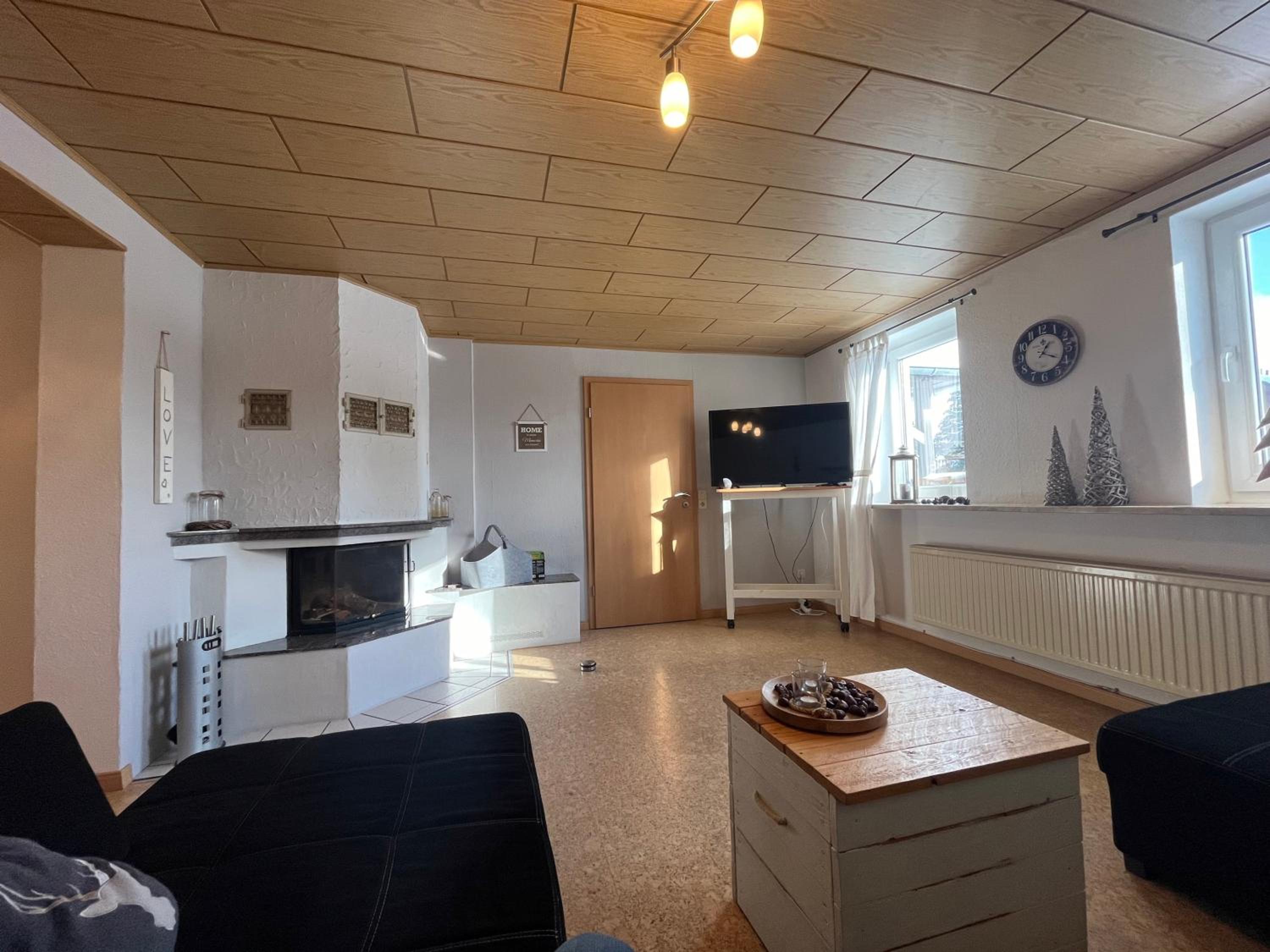 Three-Bedroom House photo 3