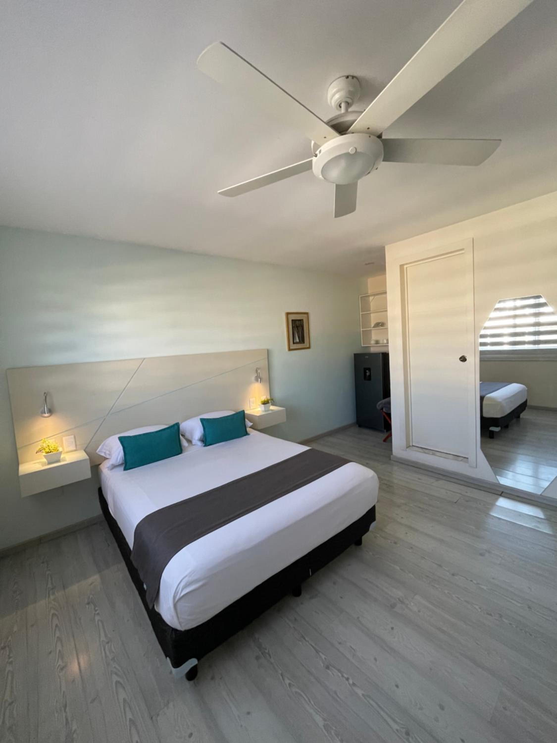 Deluxe Double Room - Photo 1