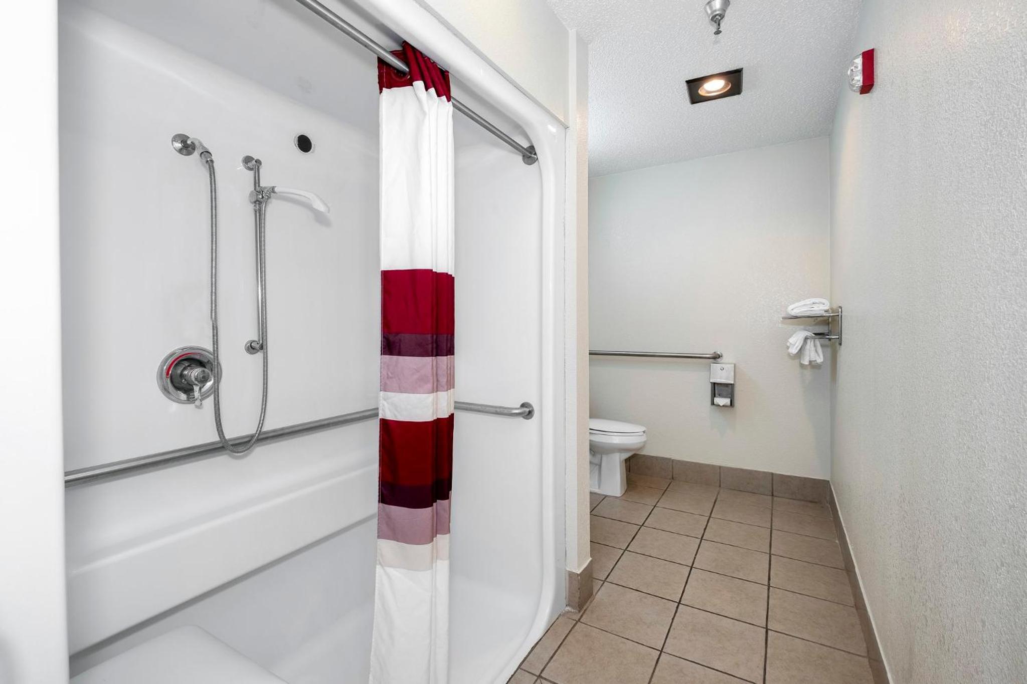 Deluxe Queen Room with Two Queen Beds Disability Access Non-Smoking - Photo 8