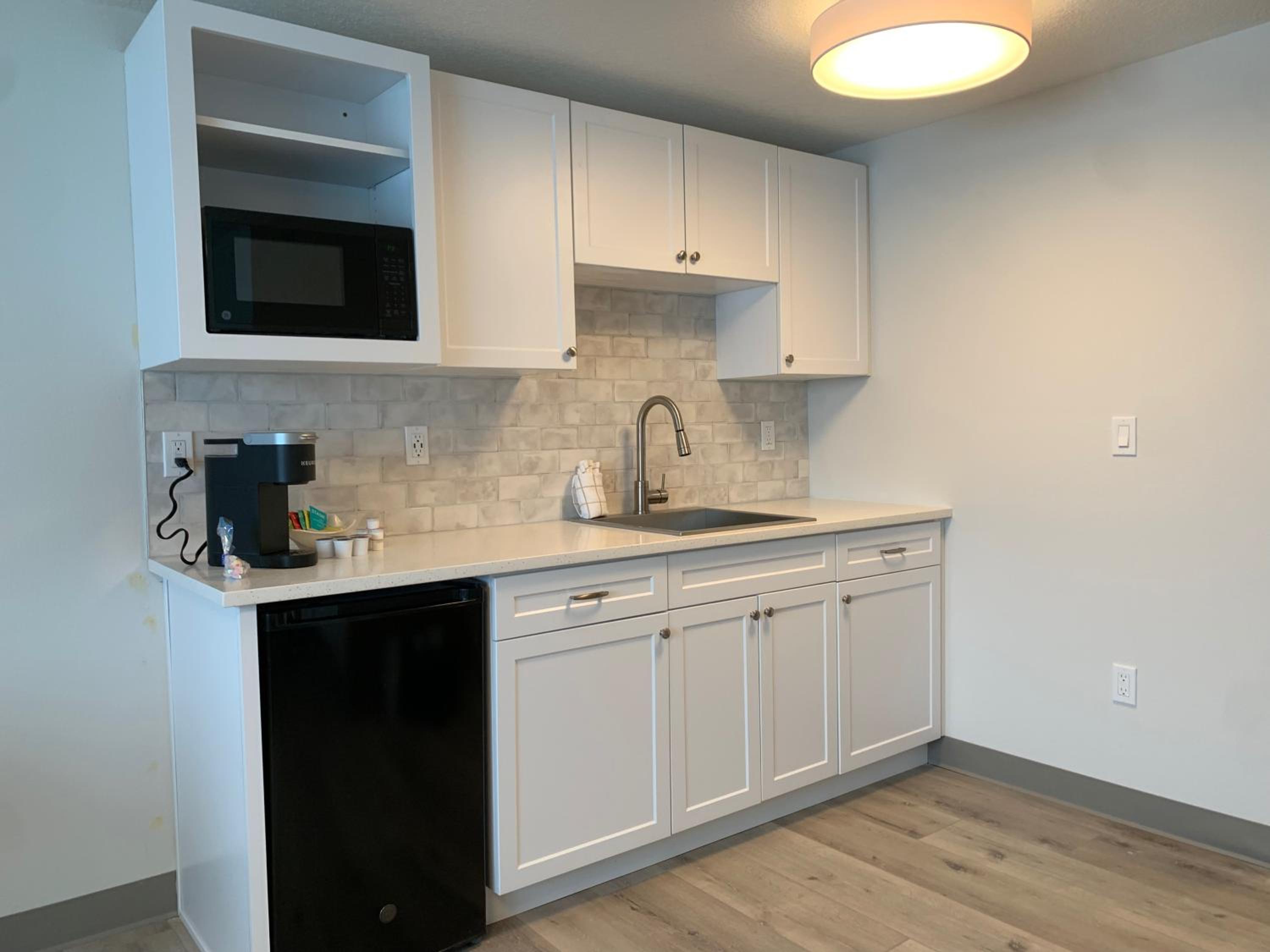 Two Bedroom Suite with Deck photo 3