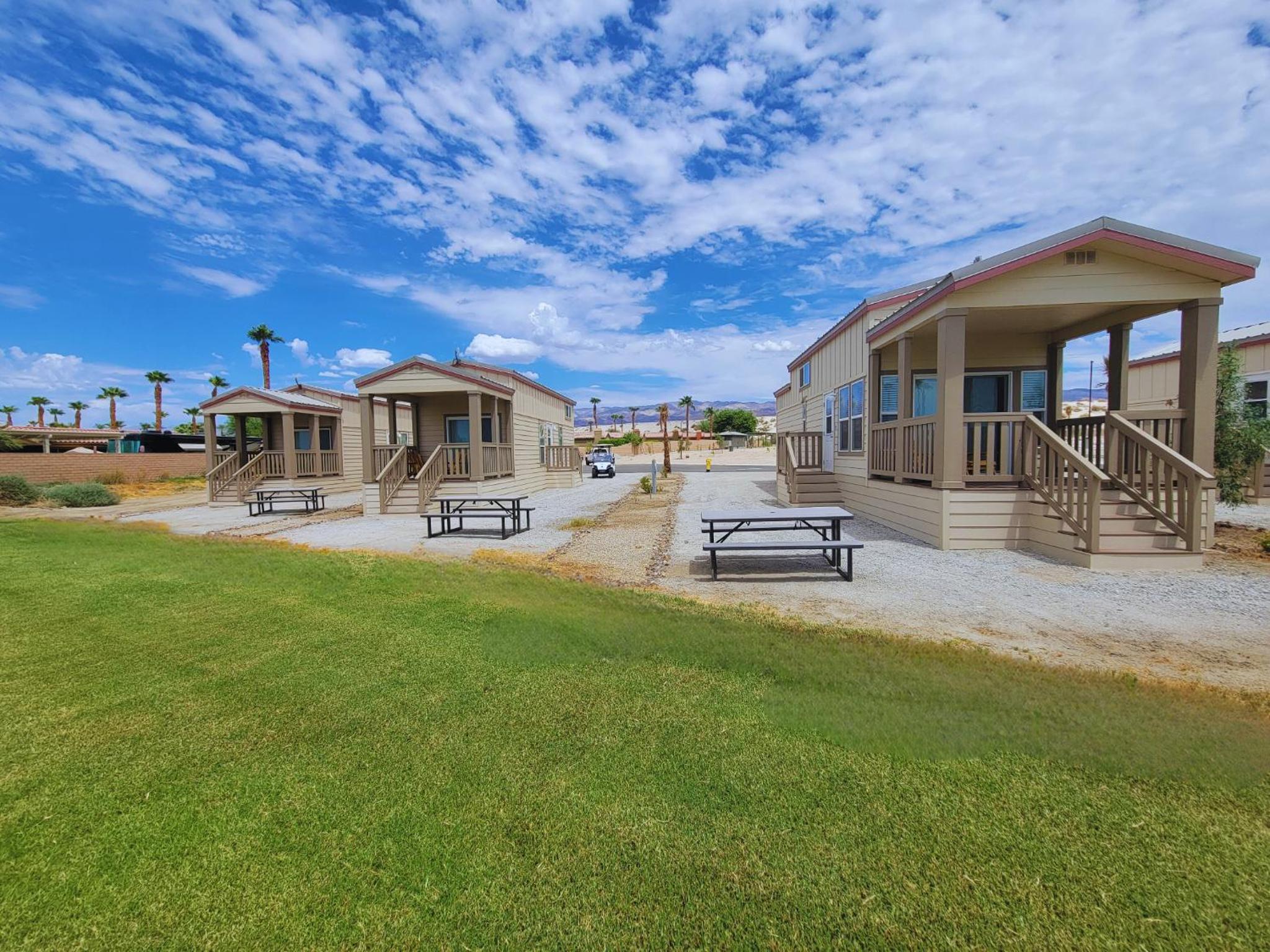 Two-Bedroom Cottage photo 2
