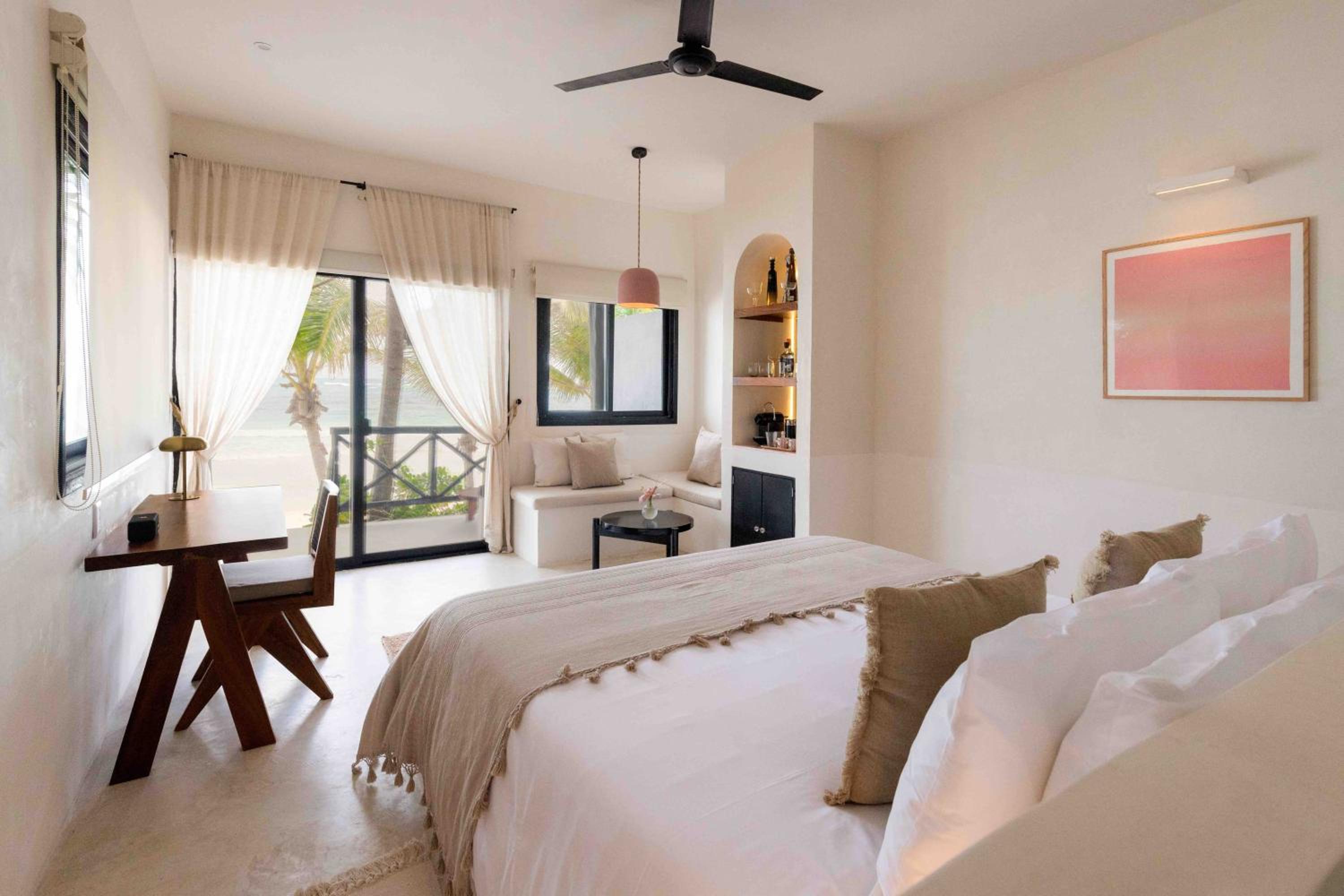 Suite with Sea View photo 1