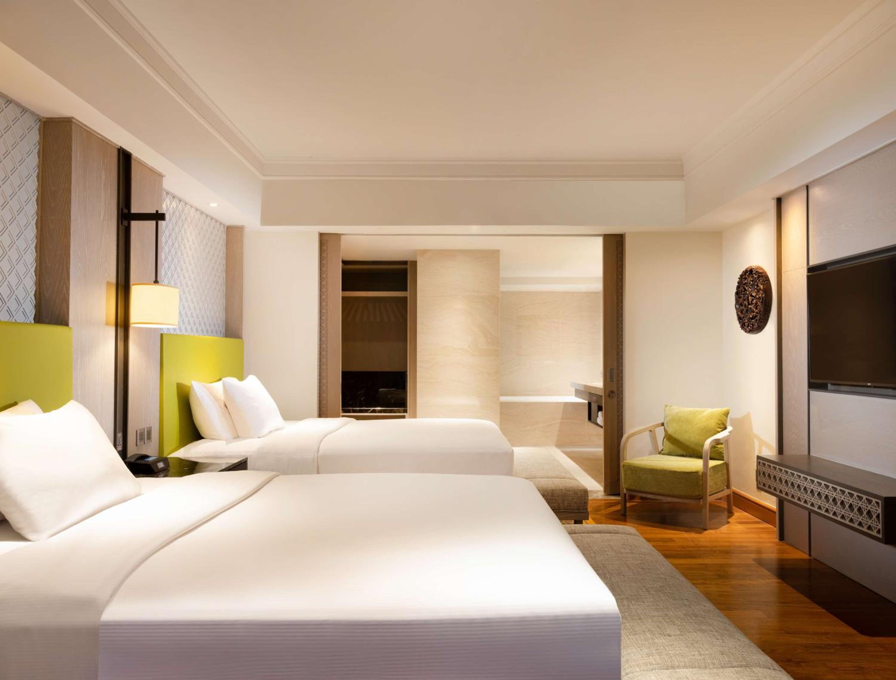 One-Bedroom Twin Suite with Ocean View