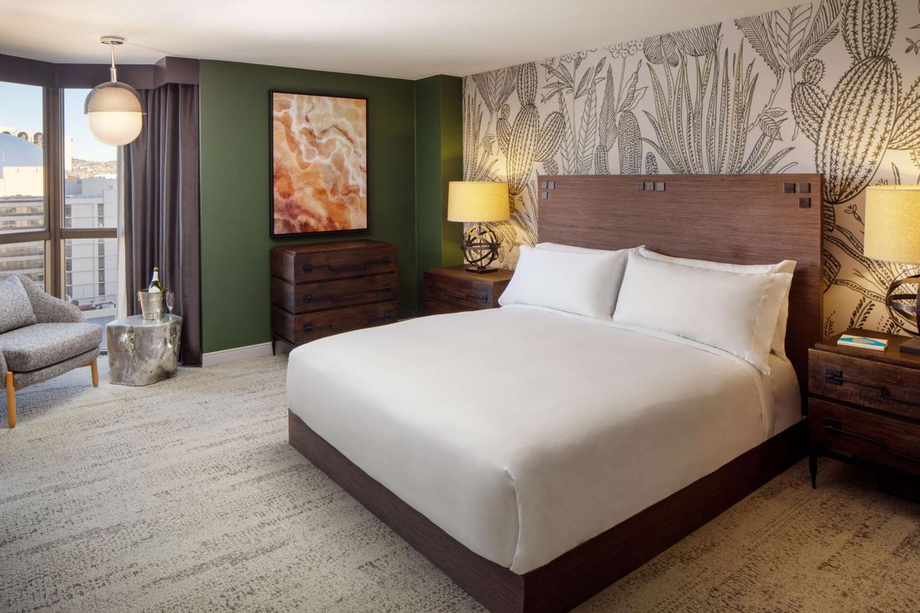 One-Bedroom King Suite - Photo 1