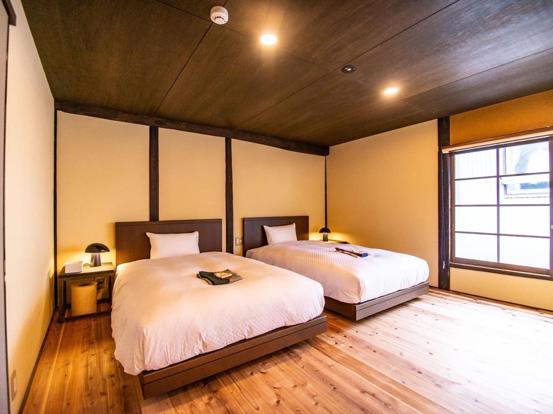 Standard Twin Room - Photo 10