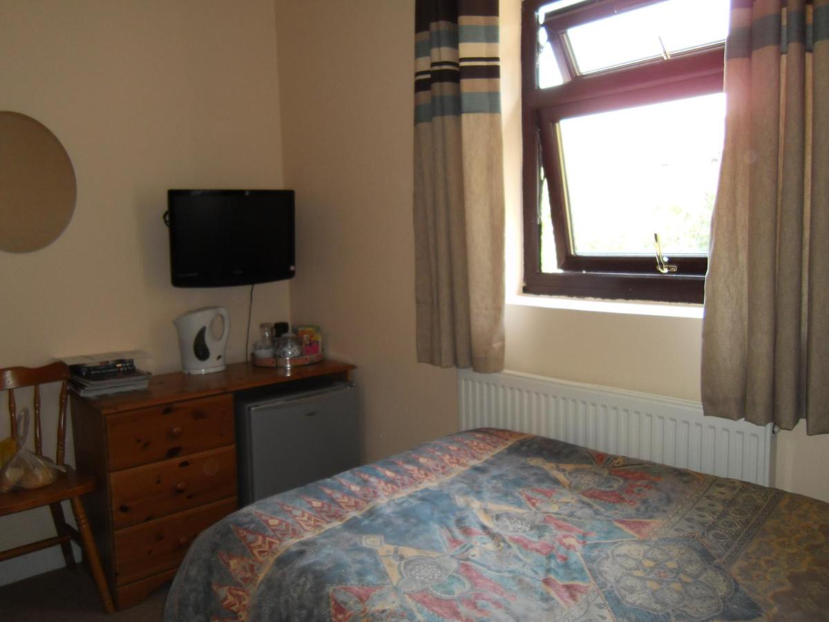 Single Room photo 2