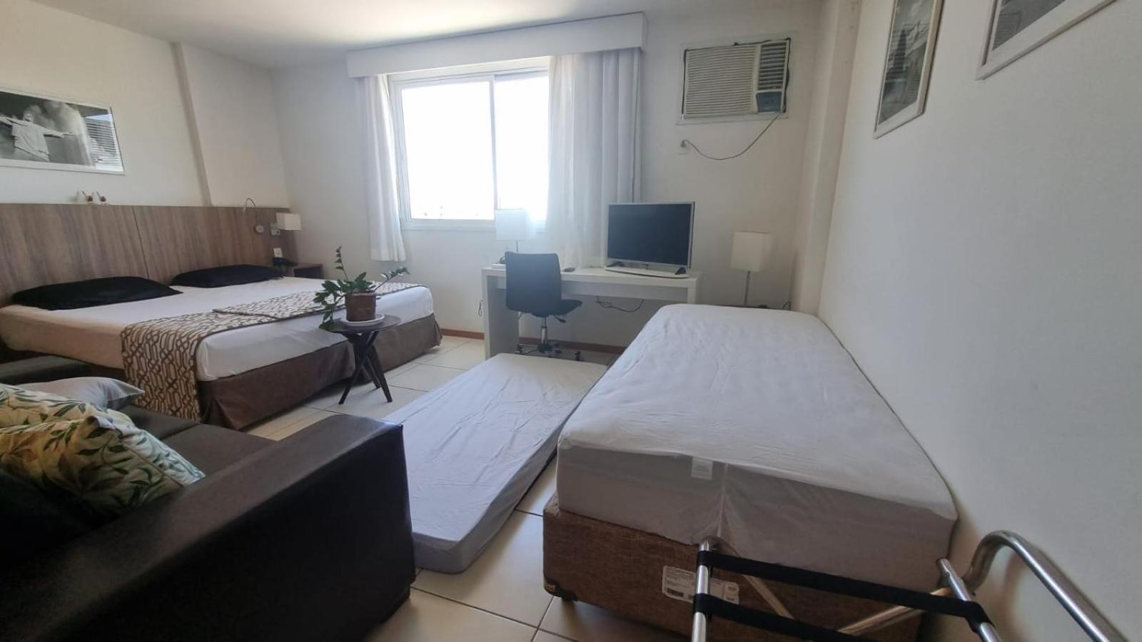 Studio Apartment - Photo 16
