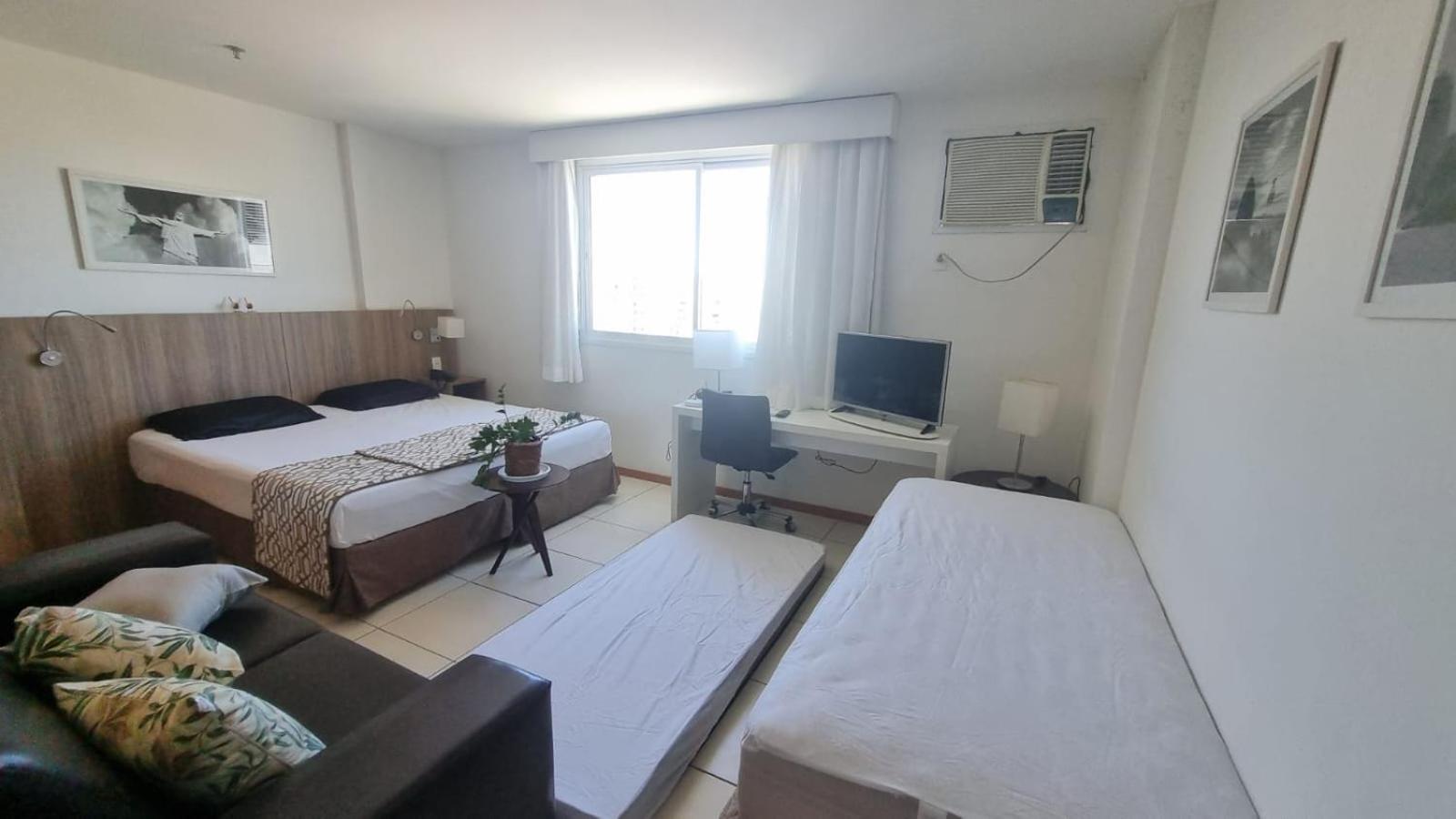 Studio Apartment - Photo 15