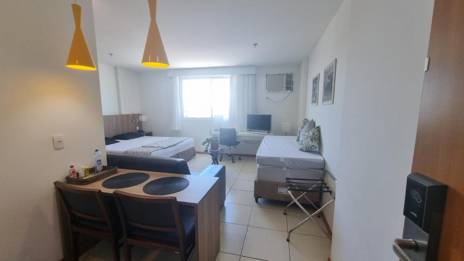 Studio Apartment - Photo 8