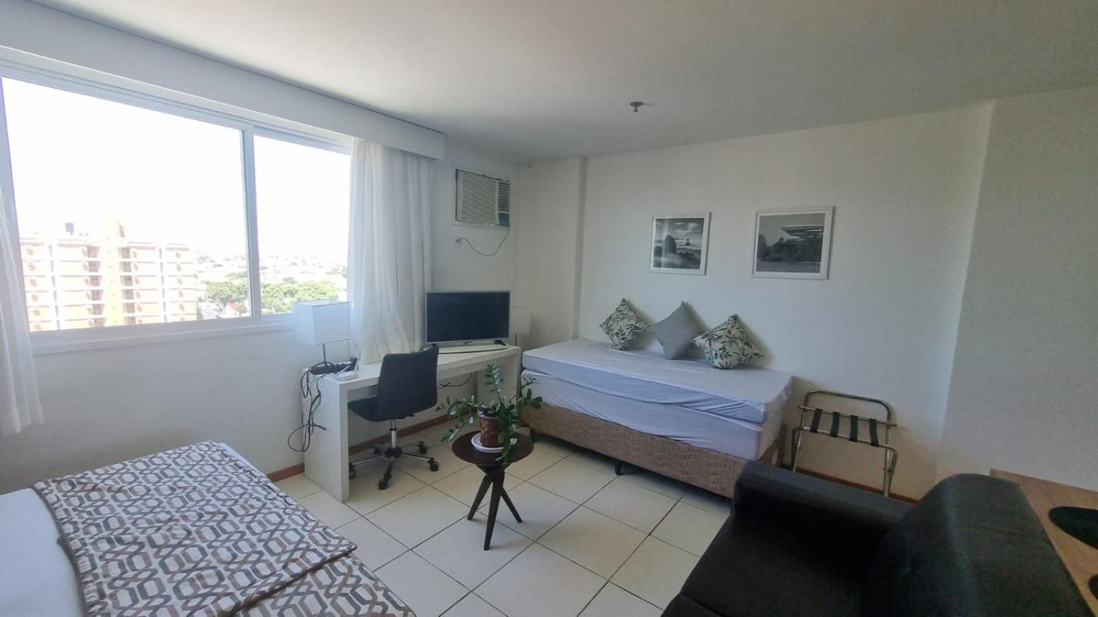 Studio Apartment - Photo 24