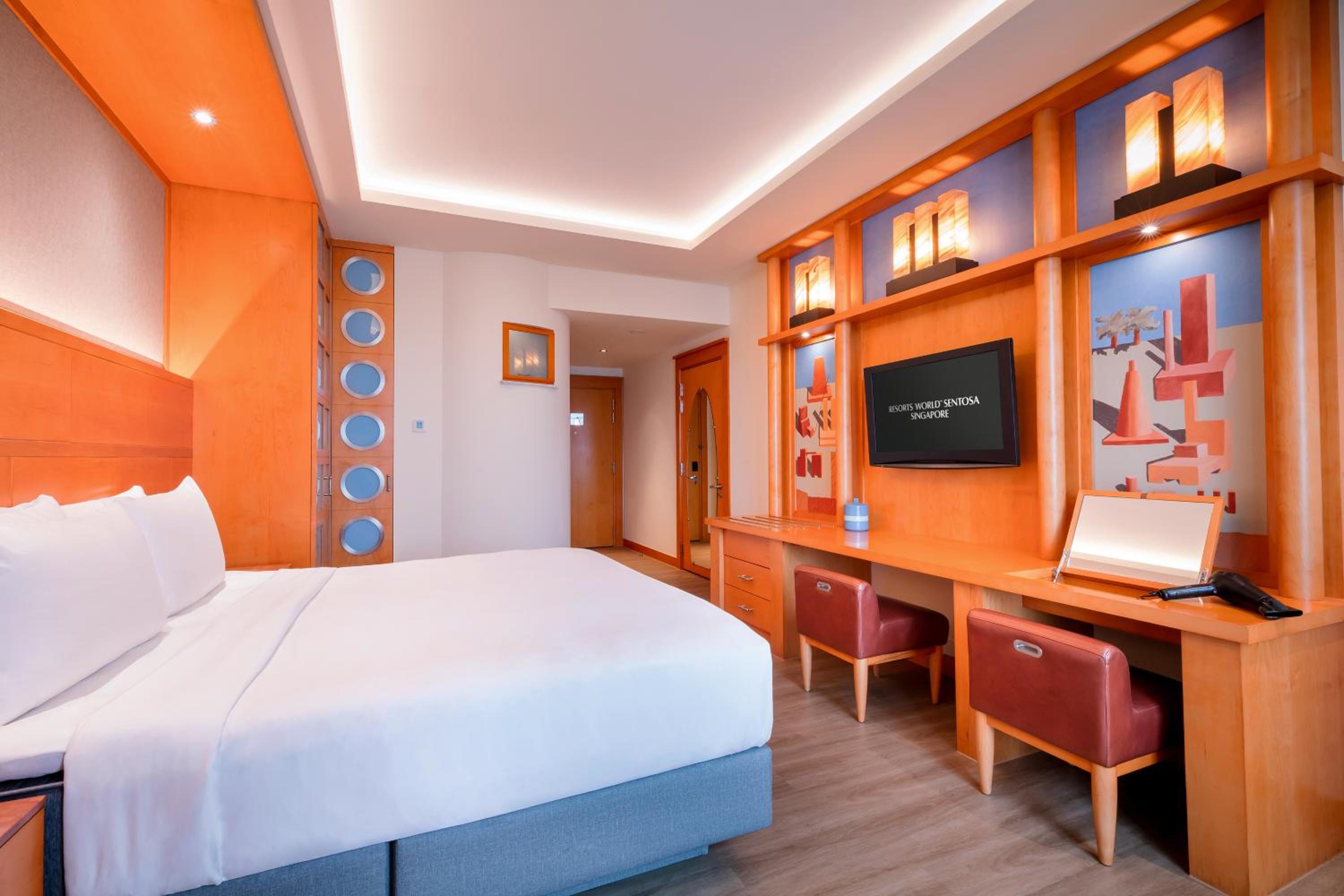 3D2N Waves of Fun Package - Deluxe Room with complimentary One-Day Tickets for 2 Adults to Adventure Cove Waterpark photo 2