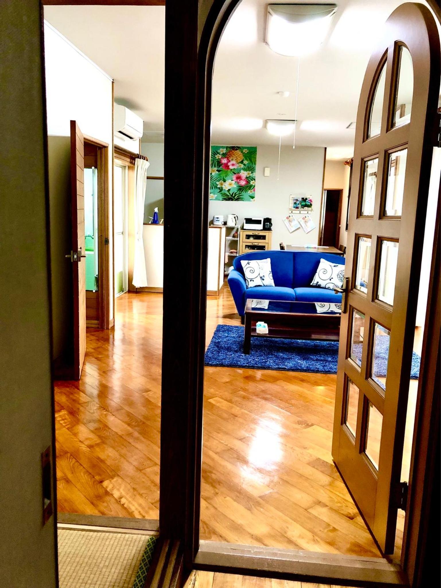 Three-Bedroom Apartment - Photo 3