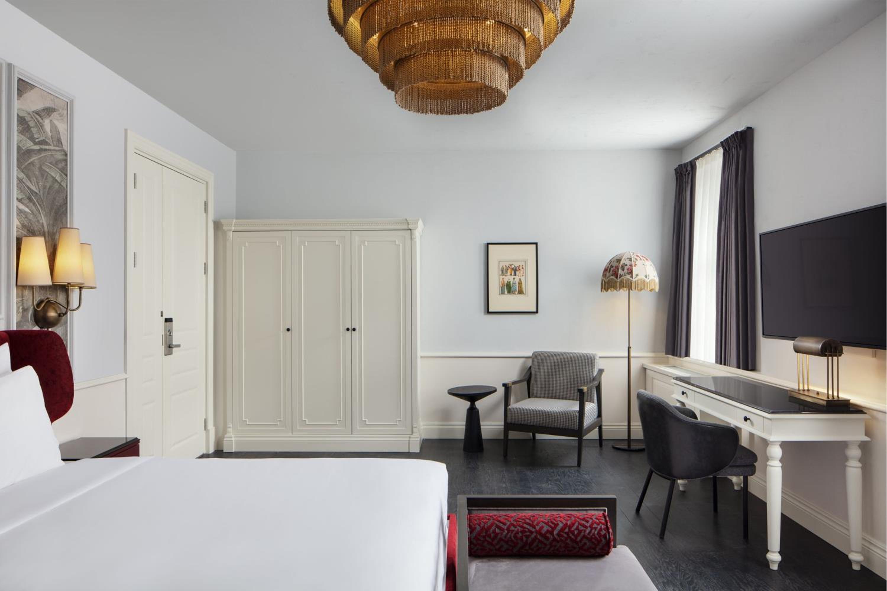 Deluxe King Room