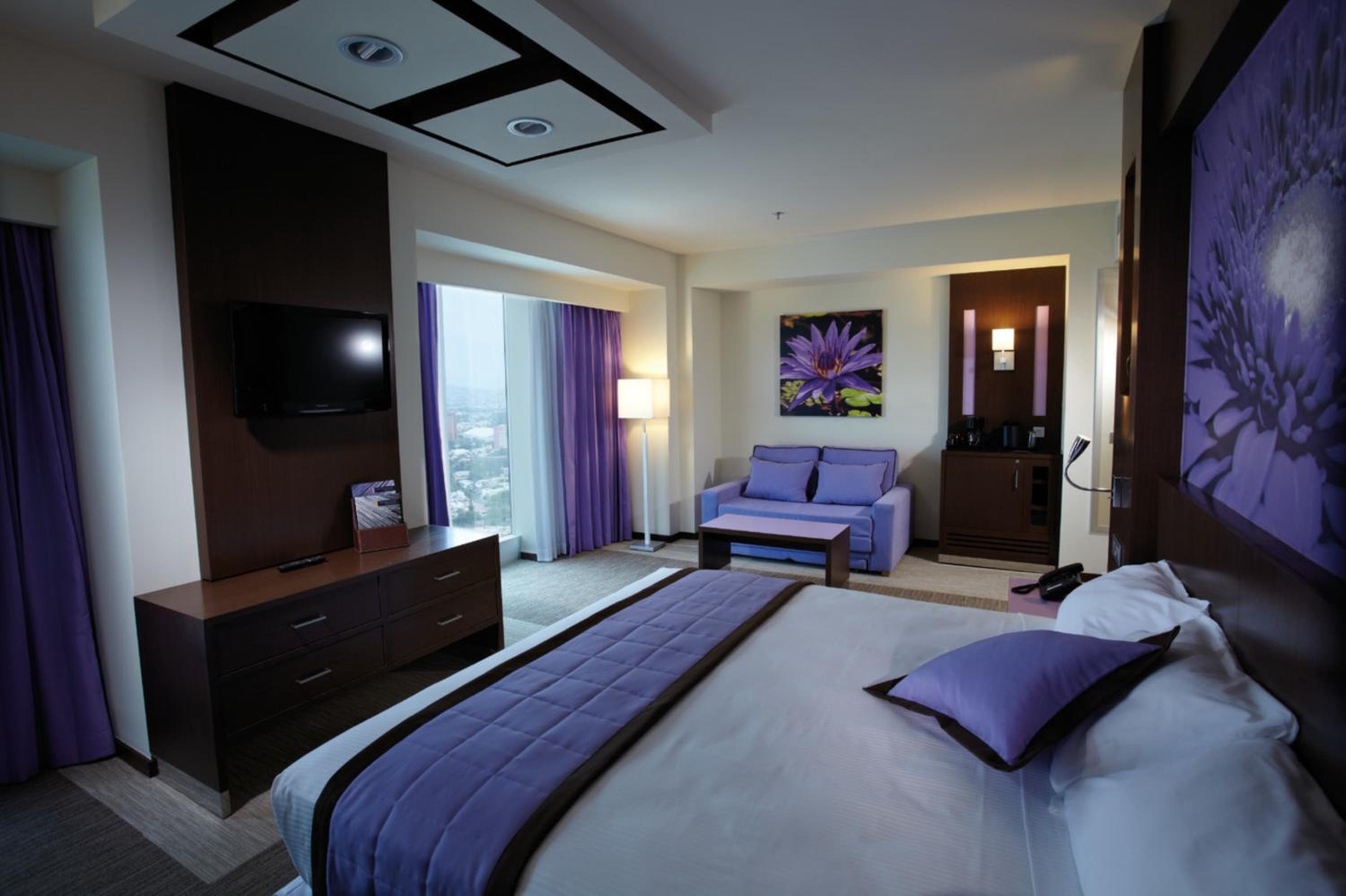 Executive Twin Room Adults Only (Crown Level Access) - Photo 1
