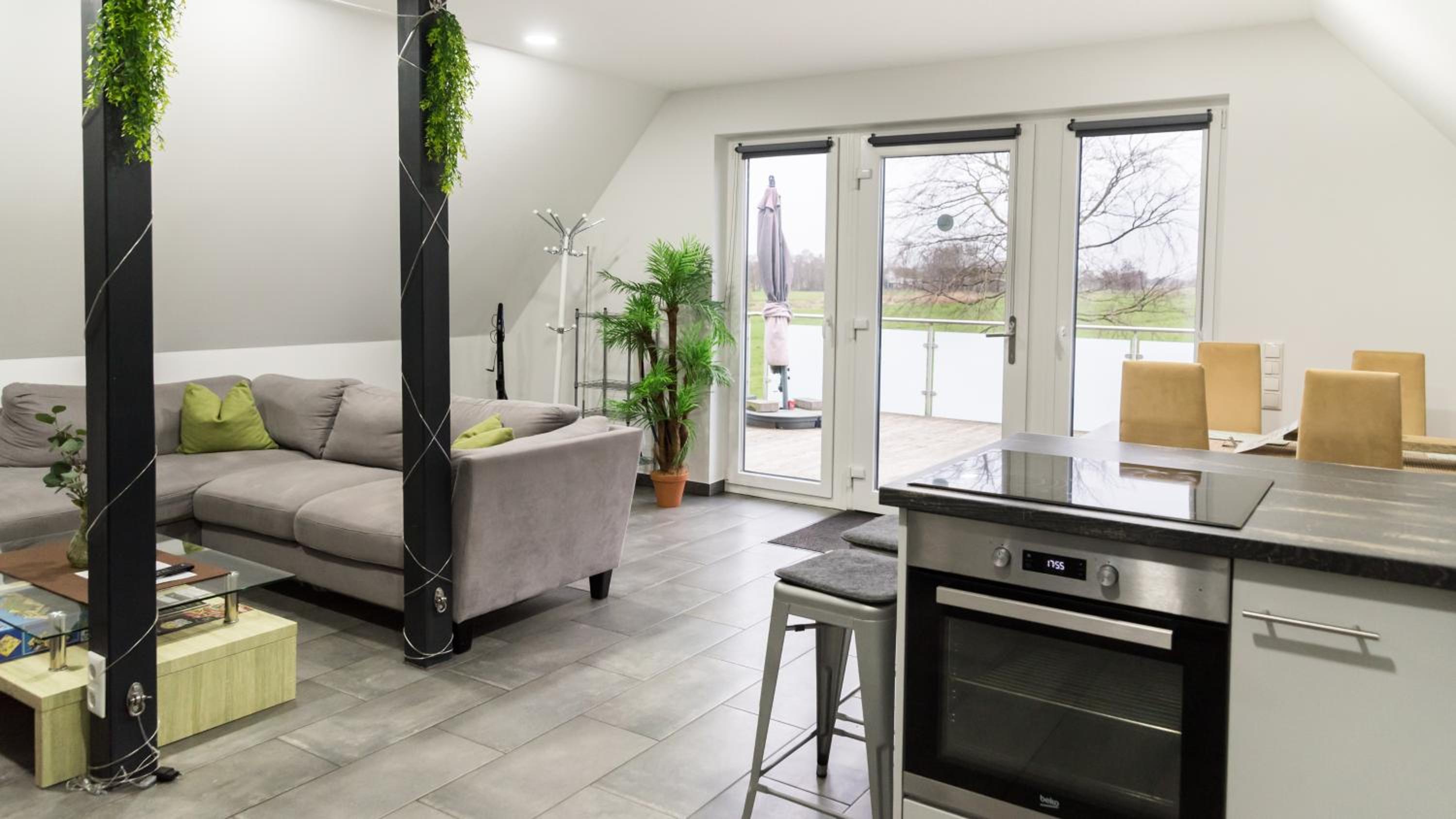 Three-Bedroom Apartment - Photo 12