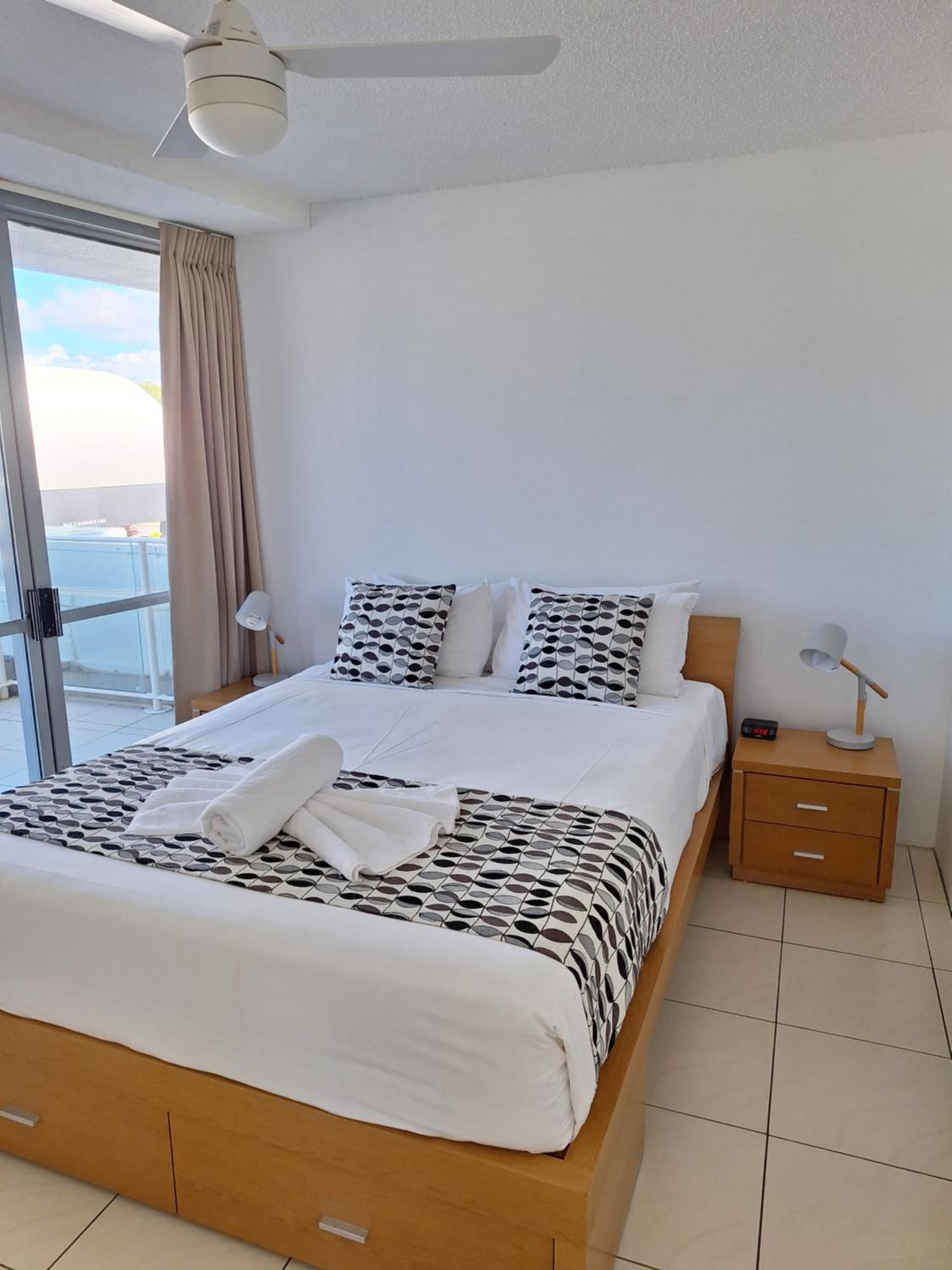 1 Bedroom Garden View, Tower I - Photo 4