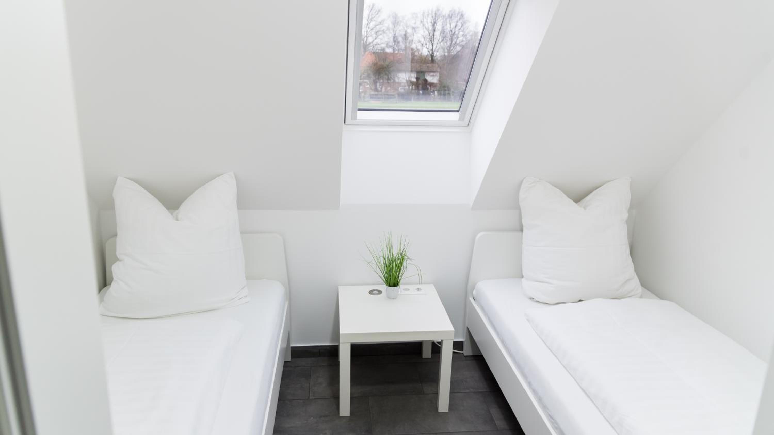 Three-Bedroom Apartment - Photo 9
