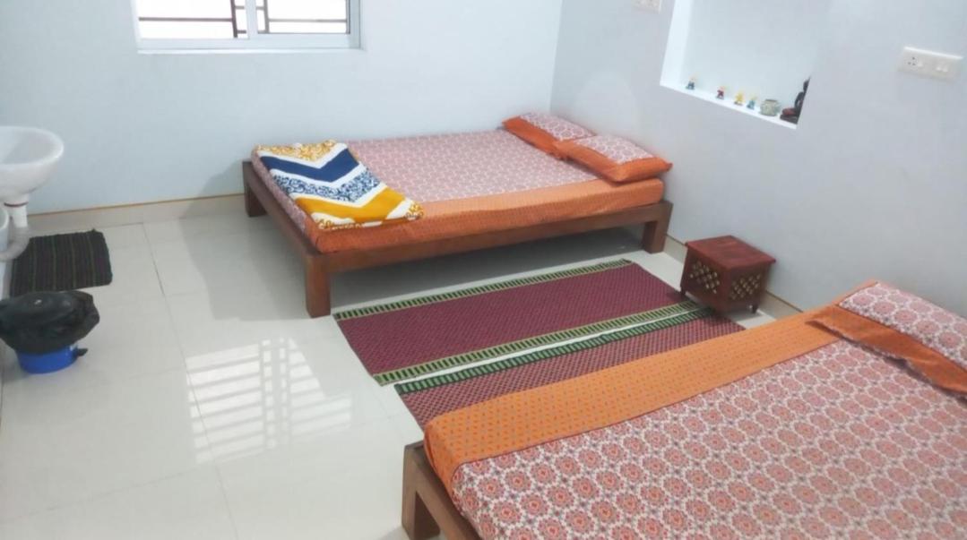 Deluxe Queen Room With Two Queen Beds photo 2