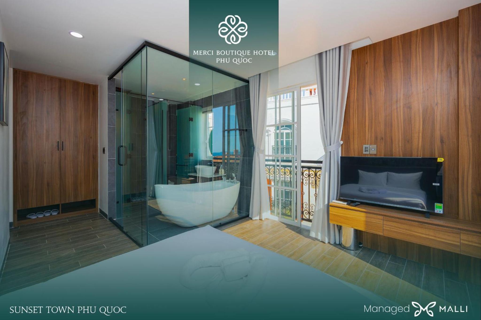 Junior Suite with Balcony - Photo 6