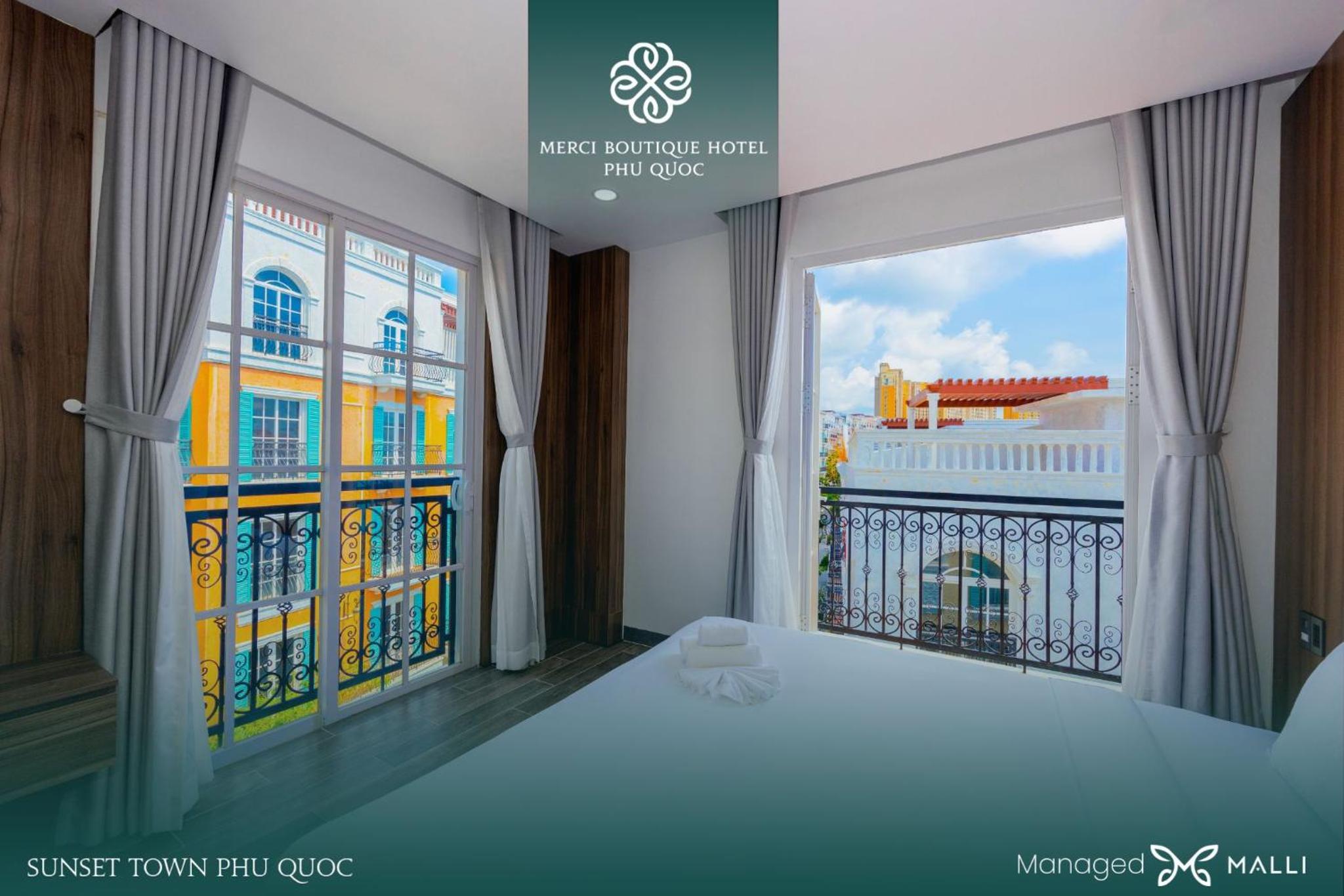 Junior Suite with Balcony - Photo 8