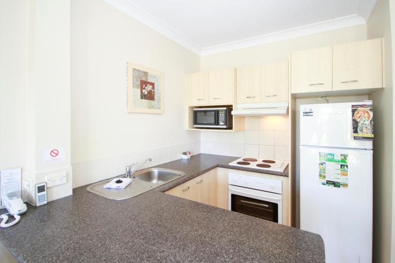 One-Bedroom Apartment - Photo 6