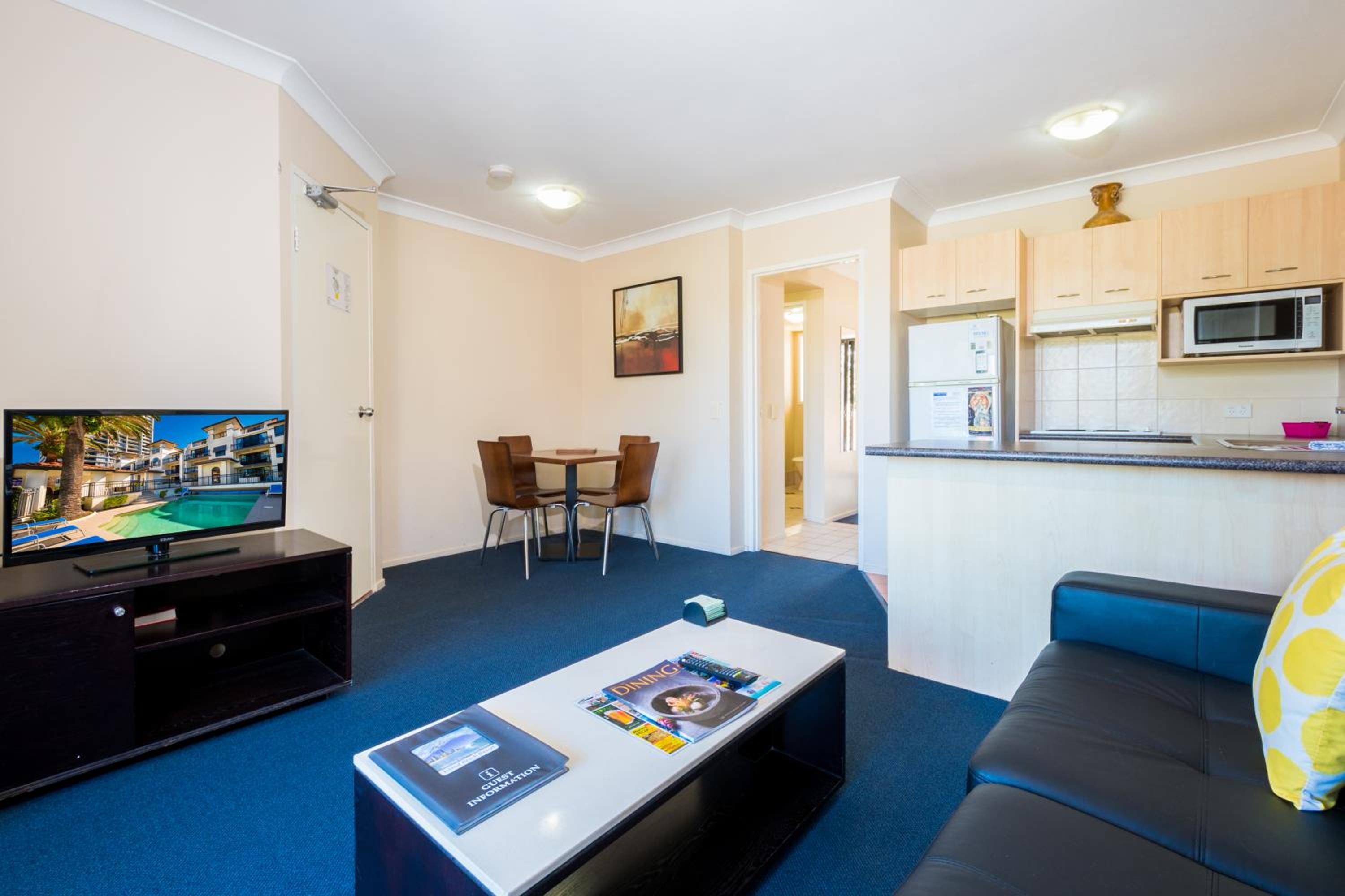 One-Bedroom Apartment - Photo 8