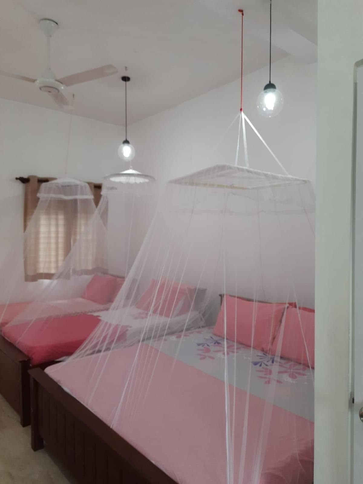 Deluxe Family Room - Photo 2