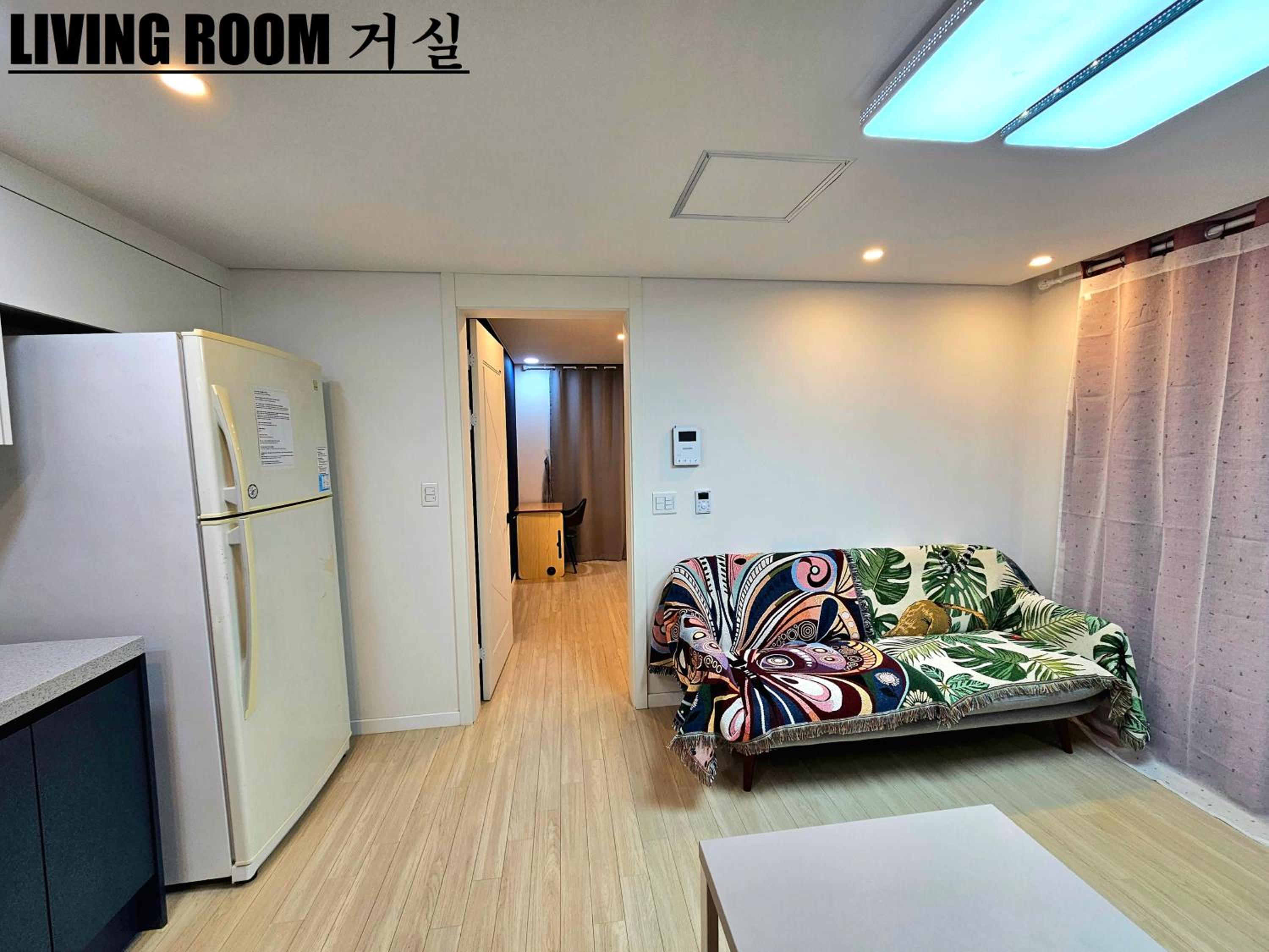 Three-Bedroom Apartment photo 1