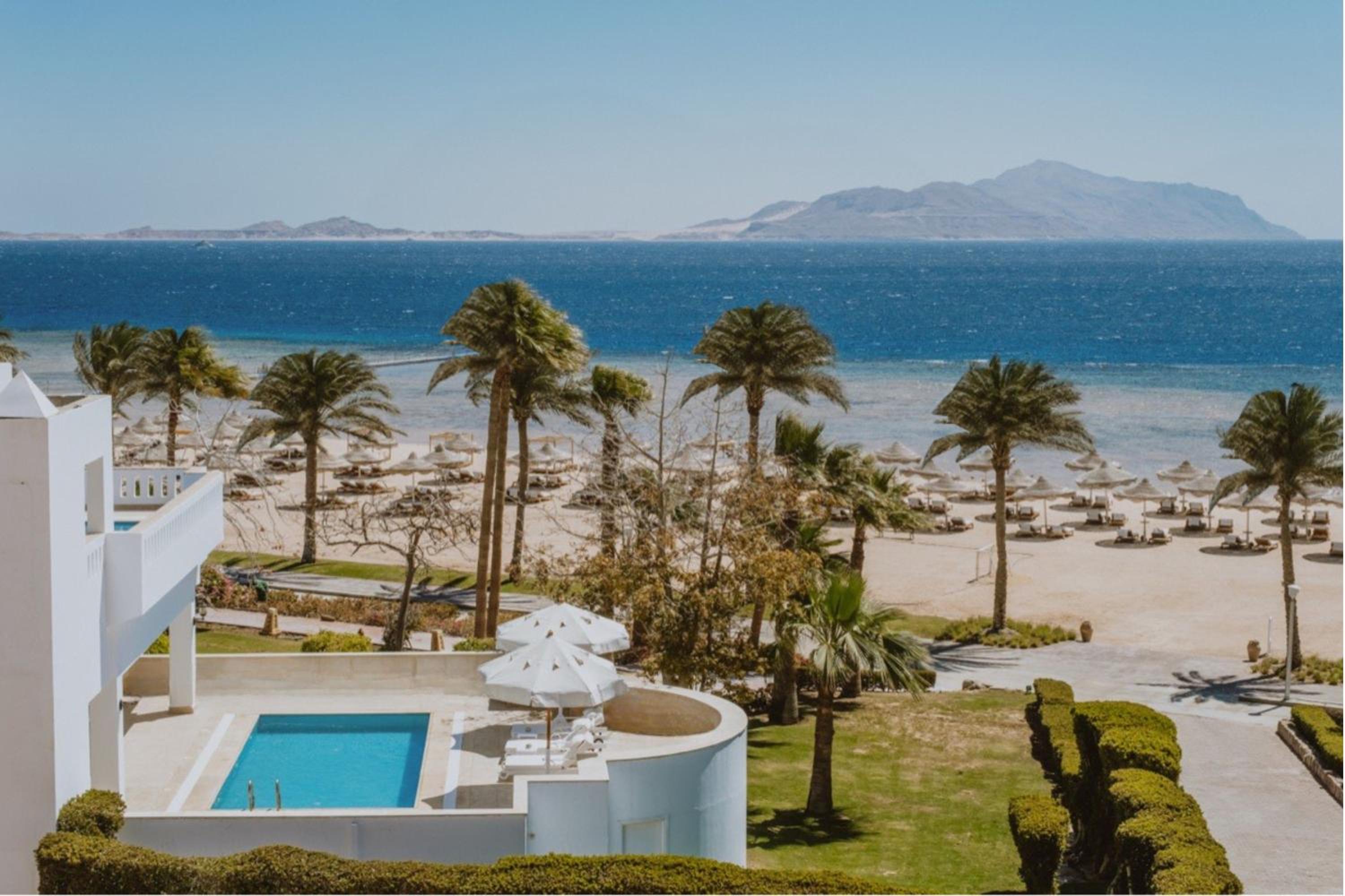 Grand Royal Suite with Private Pool - Photo 1